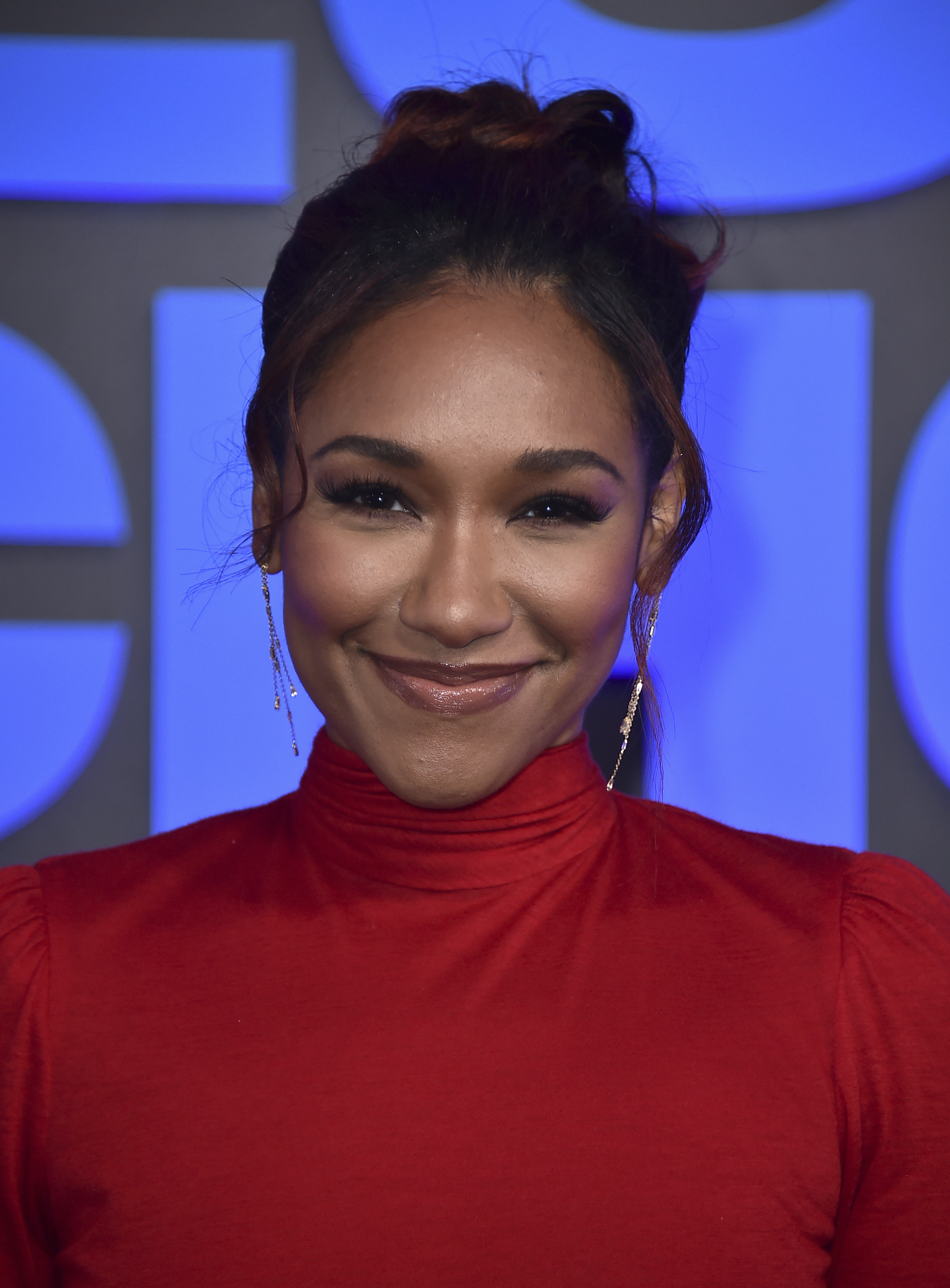 'The Flash's Candice Patton says the CW did not protect her - Vimarsana News