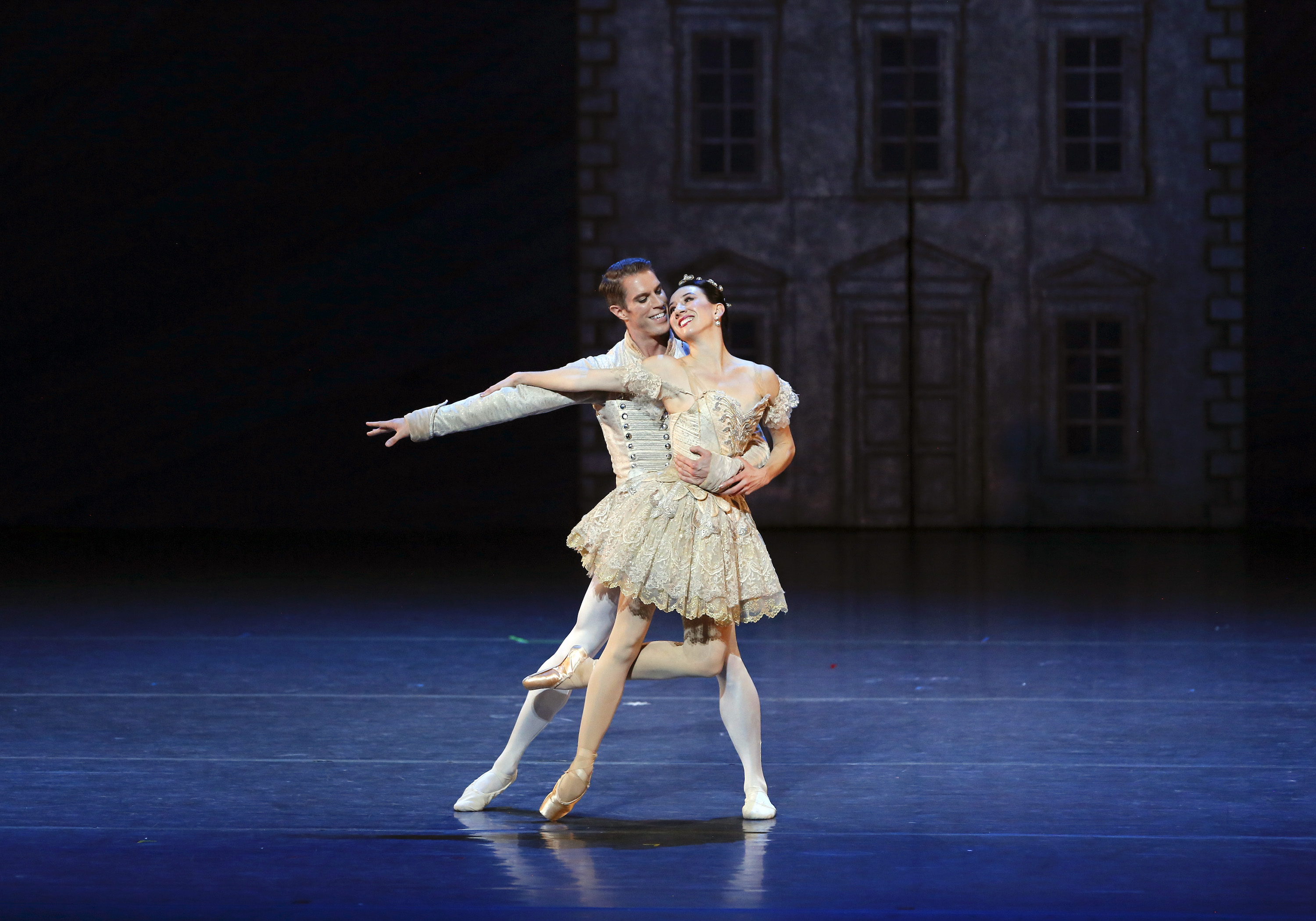 Curtain call: Dancer leaps back into 'The Nutcracker' after last year's injury - Vimarsana News