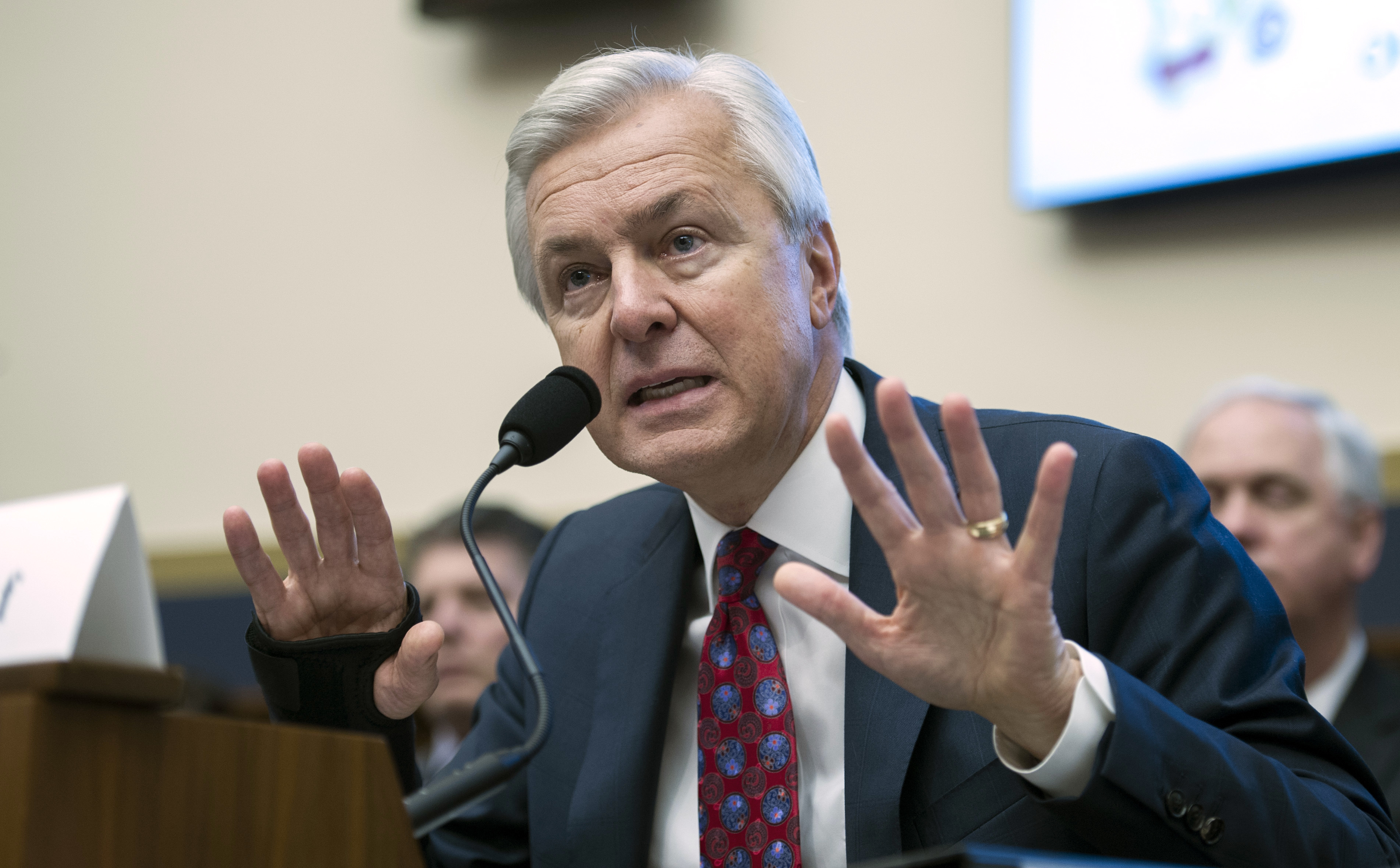 Hiltzik: Wells Fargo bends the truth on its big fine - Vimarsana News