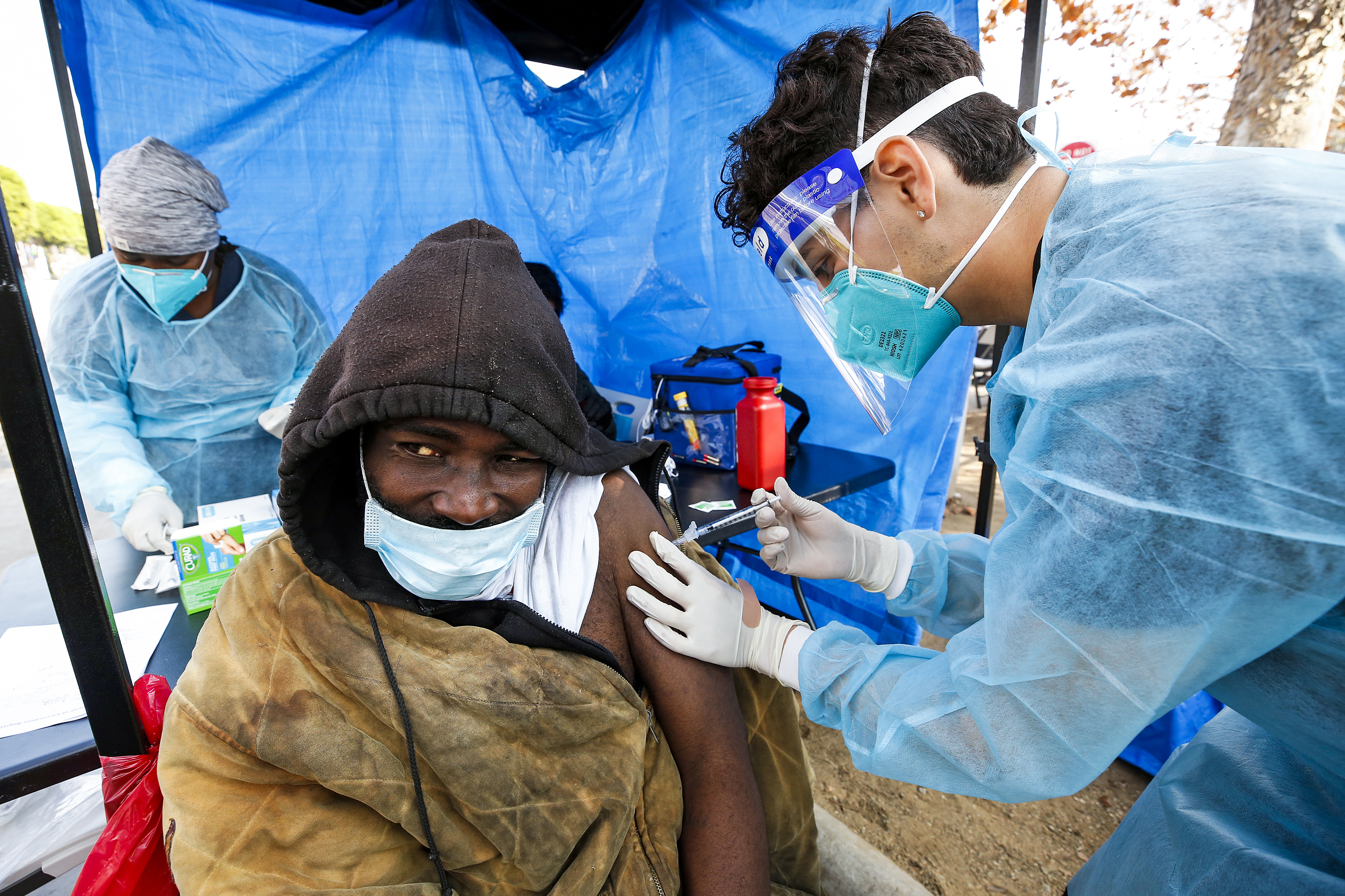 Coronavirus Today: How to vaccinate homeless Angelenos - Vimarsana News