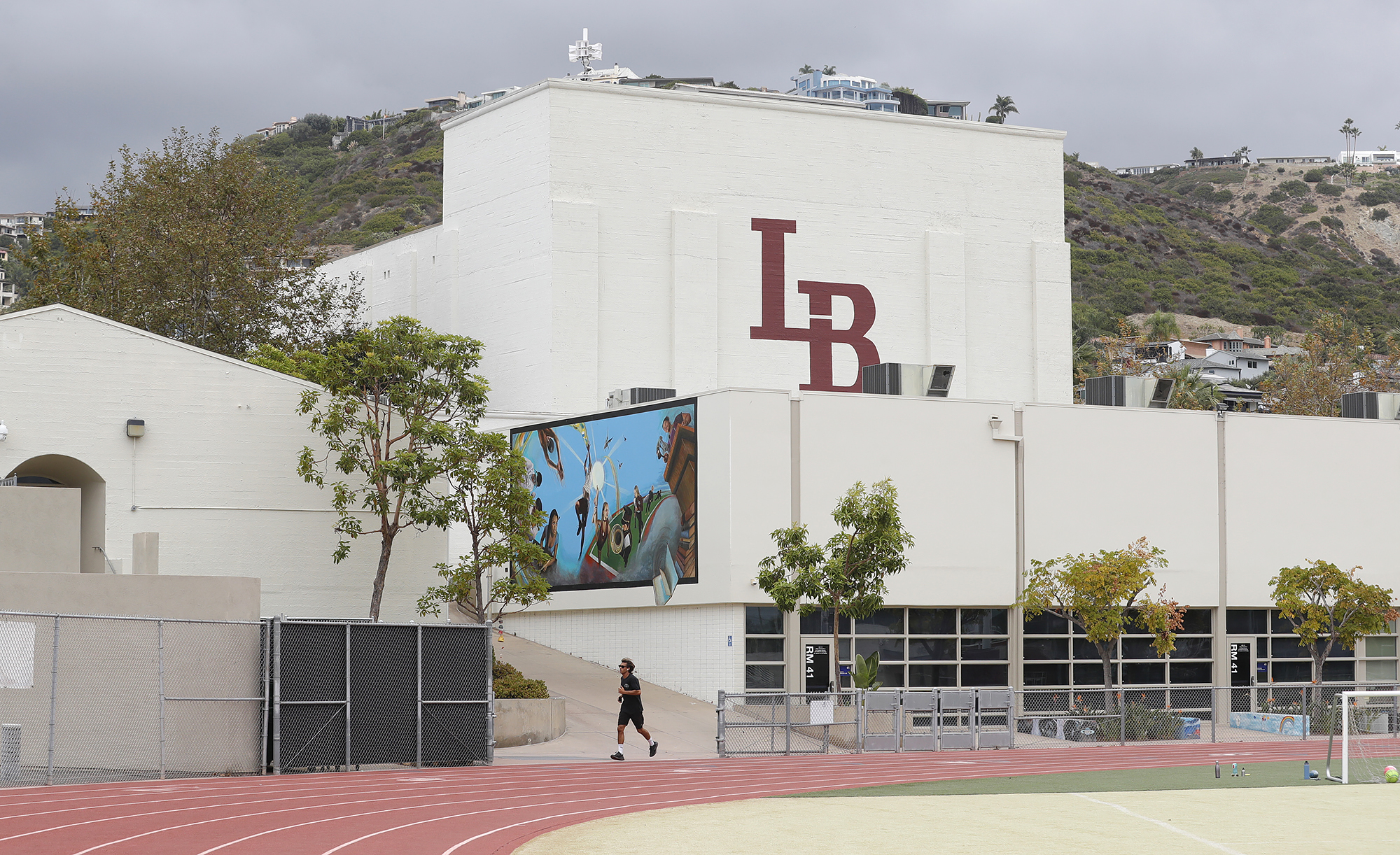 Laguna Beach Unified School District provides update on COVID-19 and school reopening - Vimarsana News