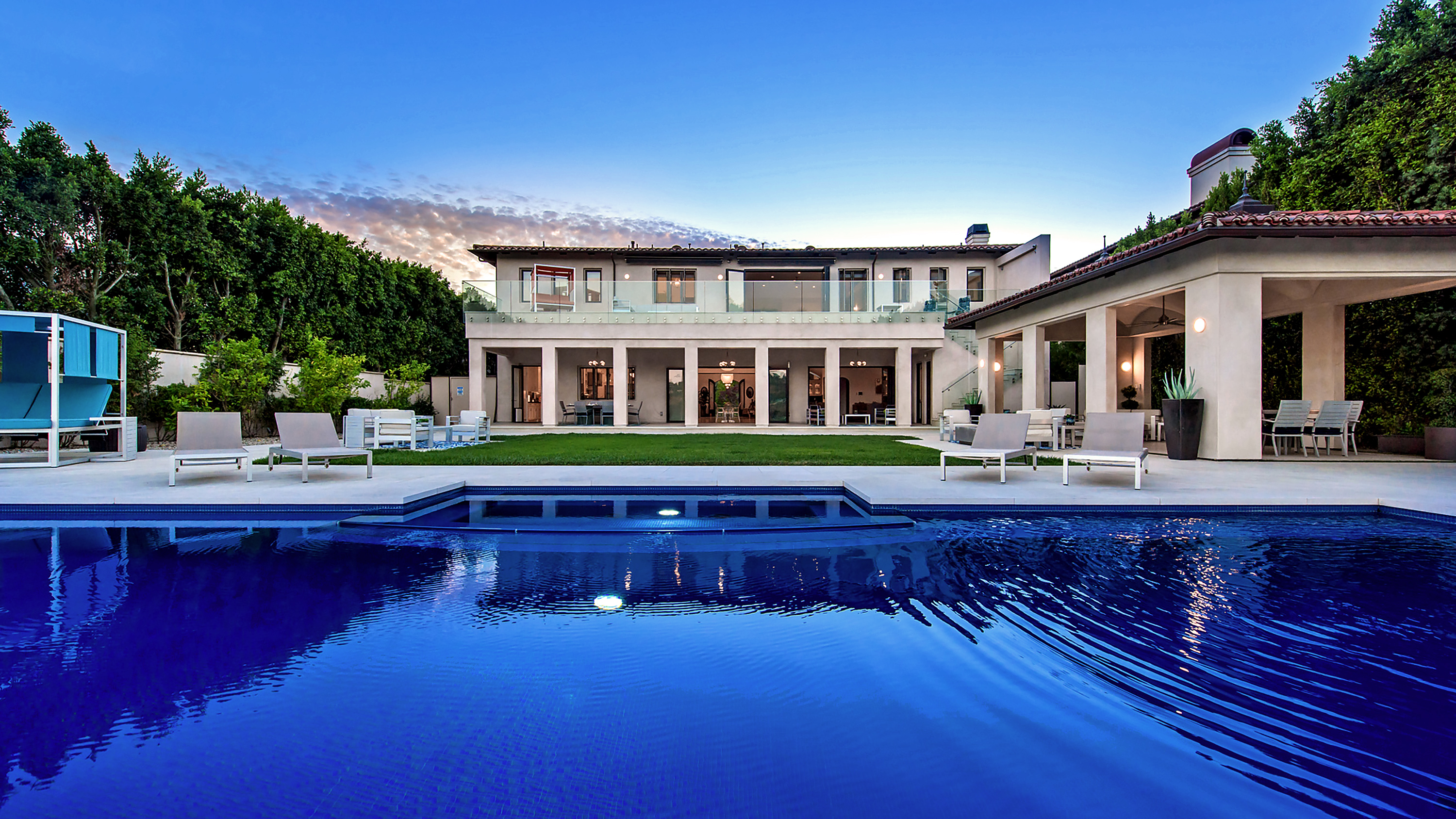 Hot Property: Comedian Kathy Griffin cashes out in Bel-Air - Vimarsana News