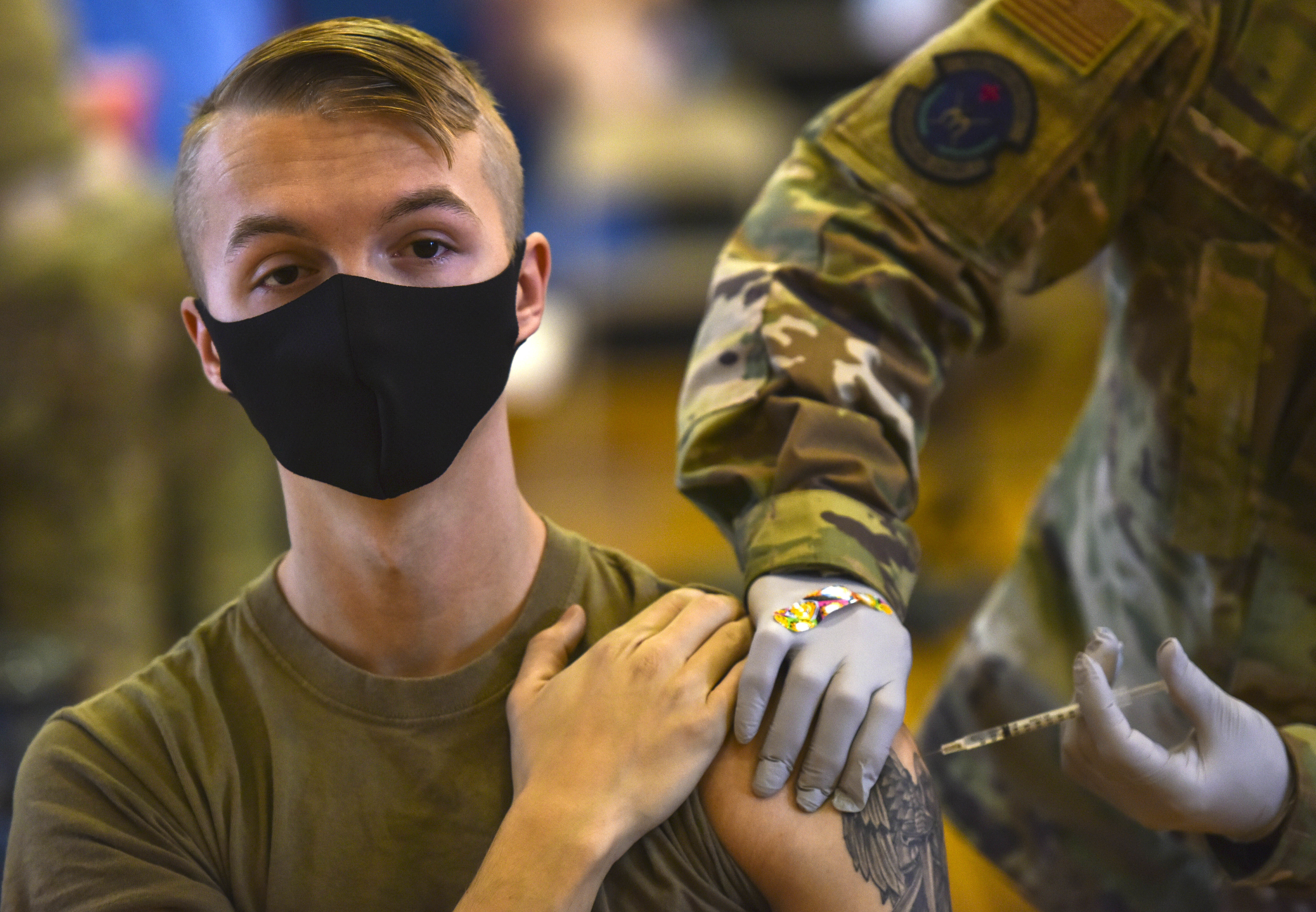Thousands of U.S. military defy COVID-19 vaccine order - Vimarsana News