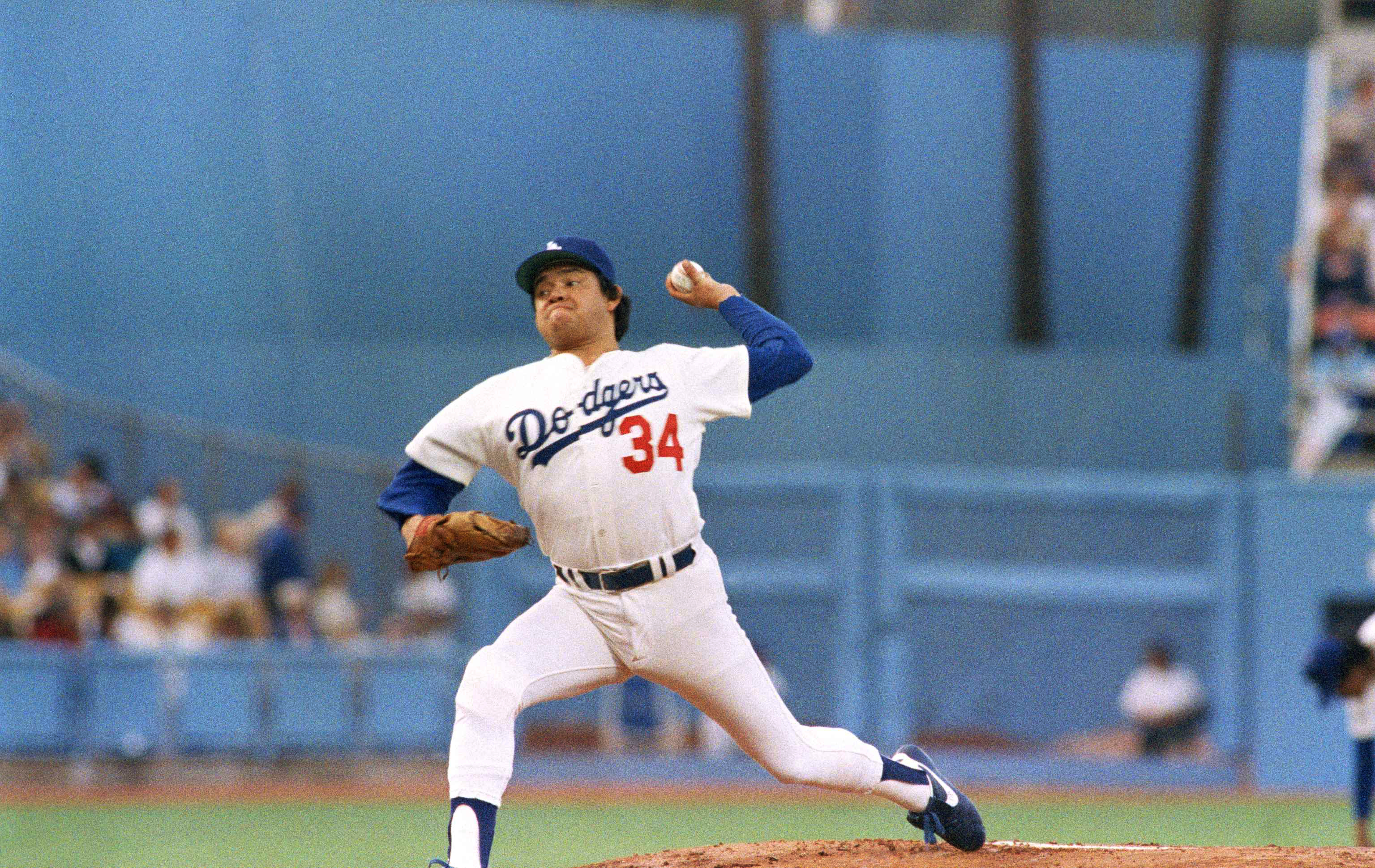 40 years after Fernandomania, Fernando Valenzuela still icon - The San Diego Union-Tribune - Vimarsana News