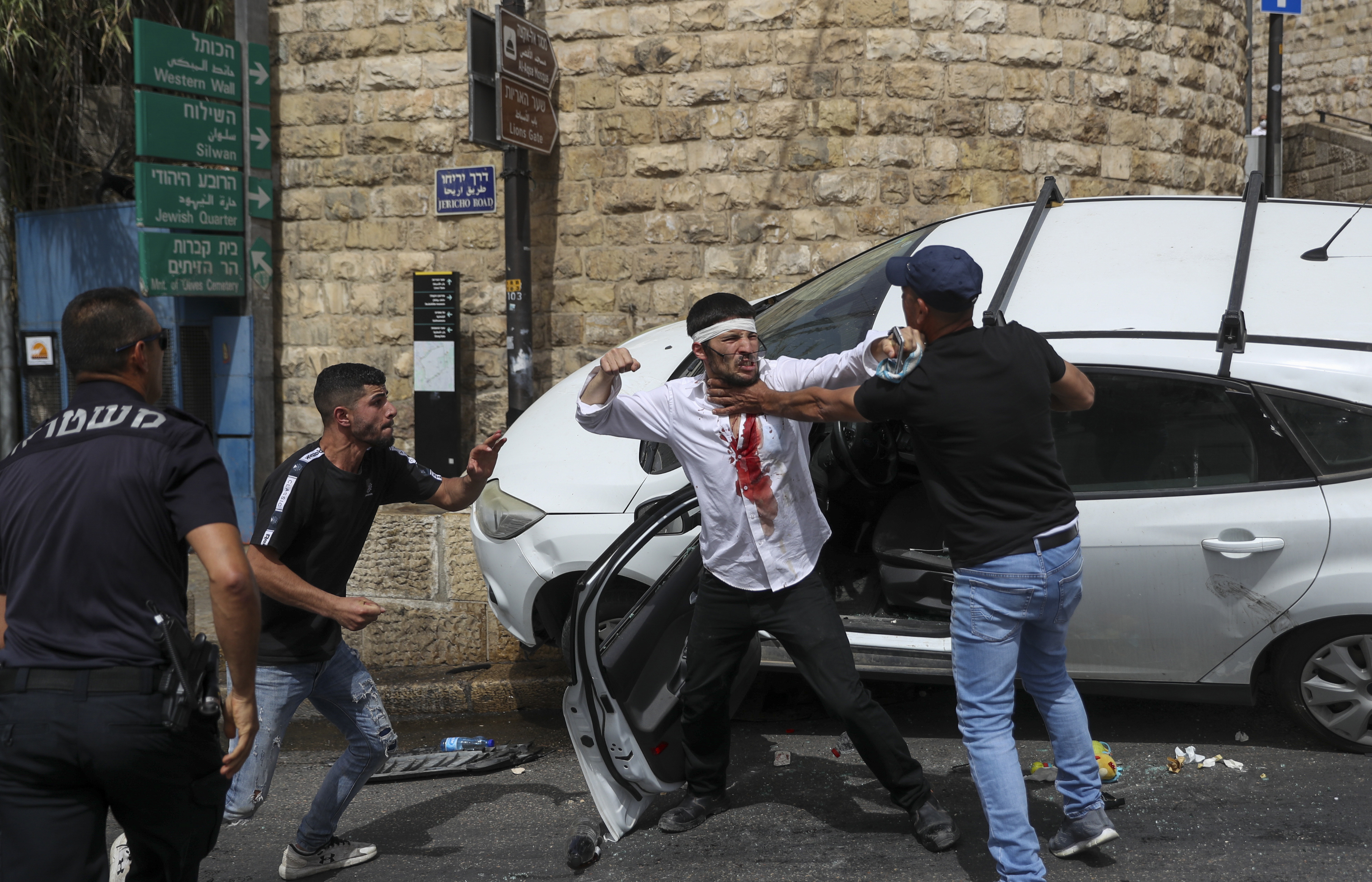 Biden struggles to respond to Jerusalem clashes - Vimarsana News