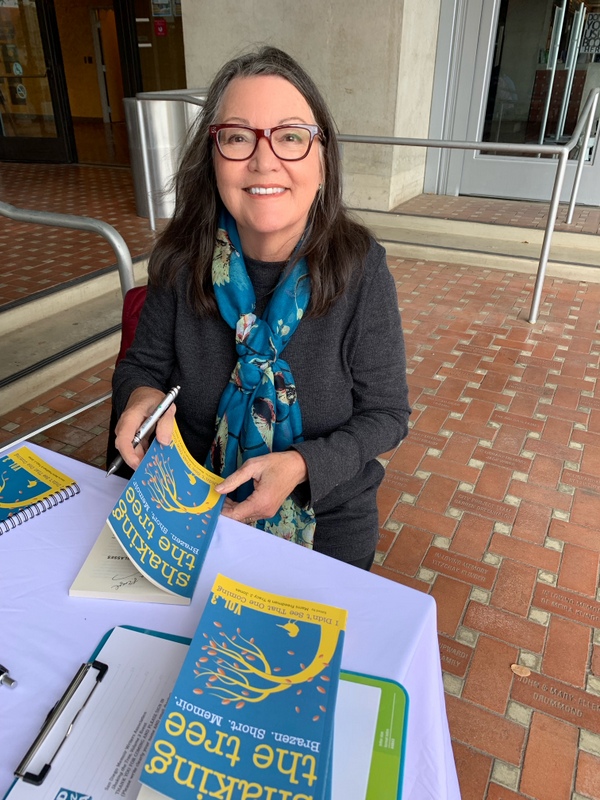 Column: Why the San Diego Memoir Writers Association thinks you have a story to tell - Vimarsana News