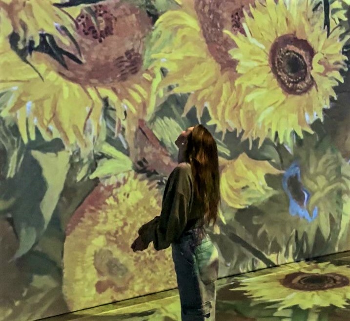 Column: Teen singer releases "Sunflower" song to aid Ukraine - Vimarsana News