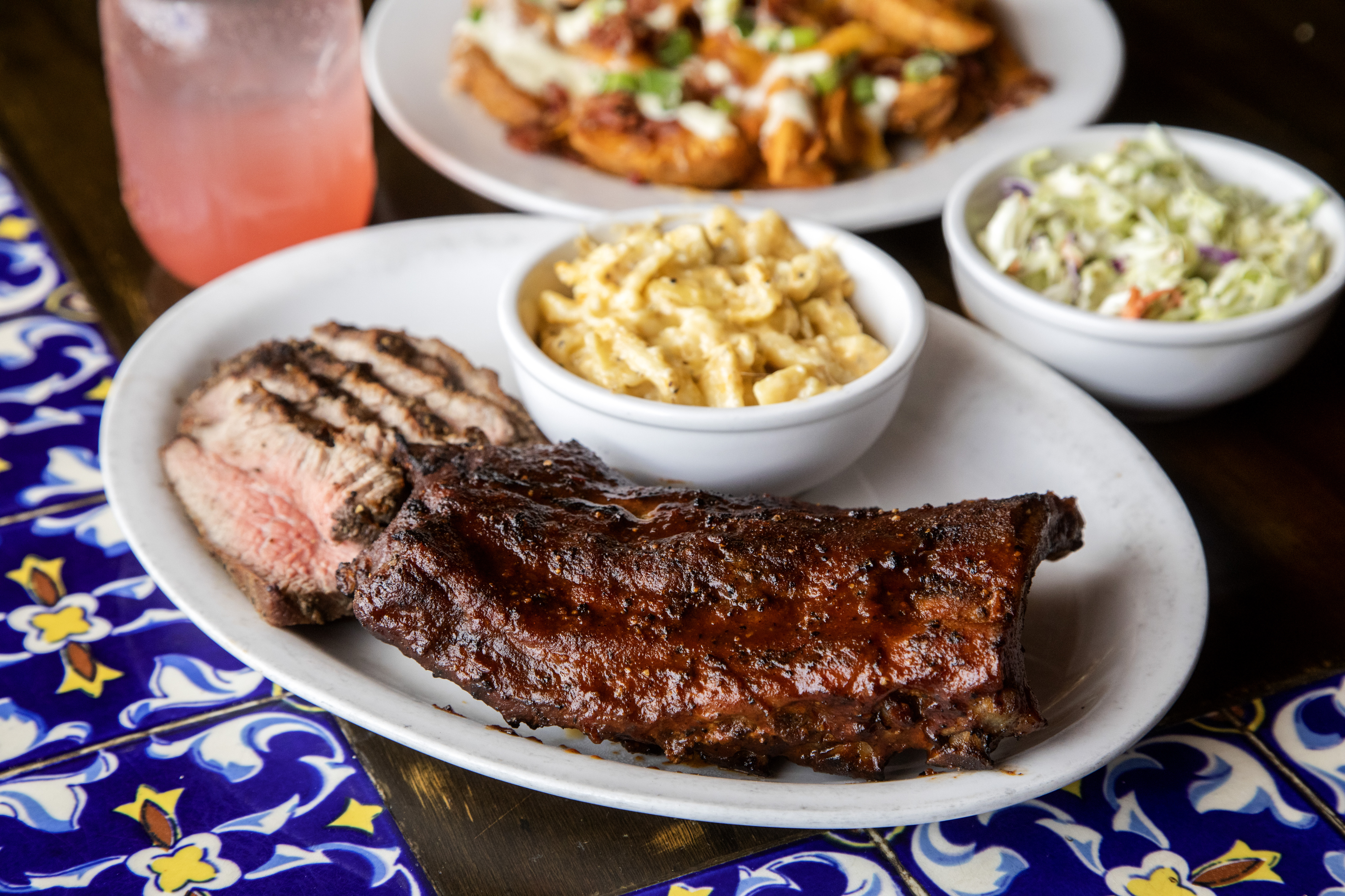 Pappy & Harriet's, one of the top places to eat by Joshua Tree - Vimarsana News