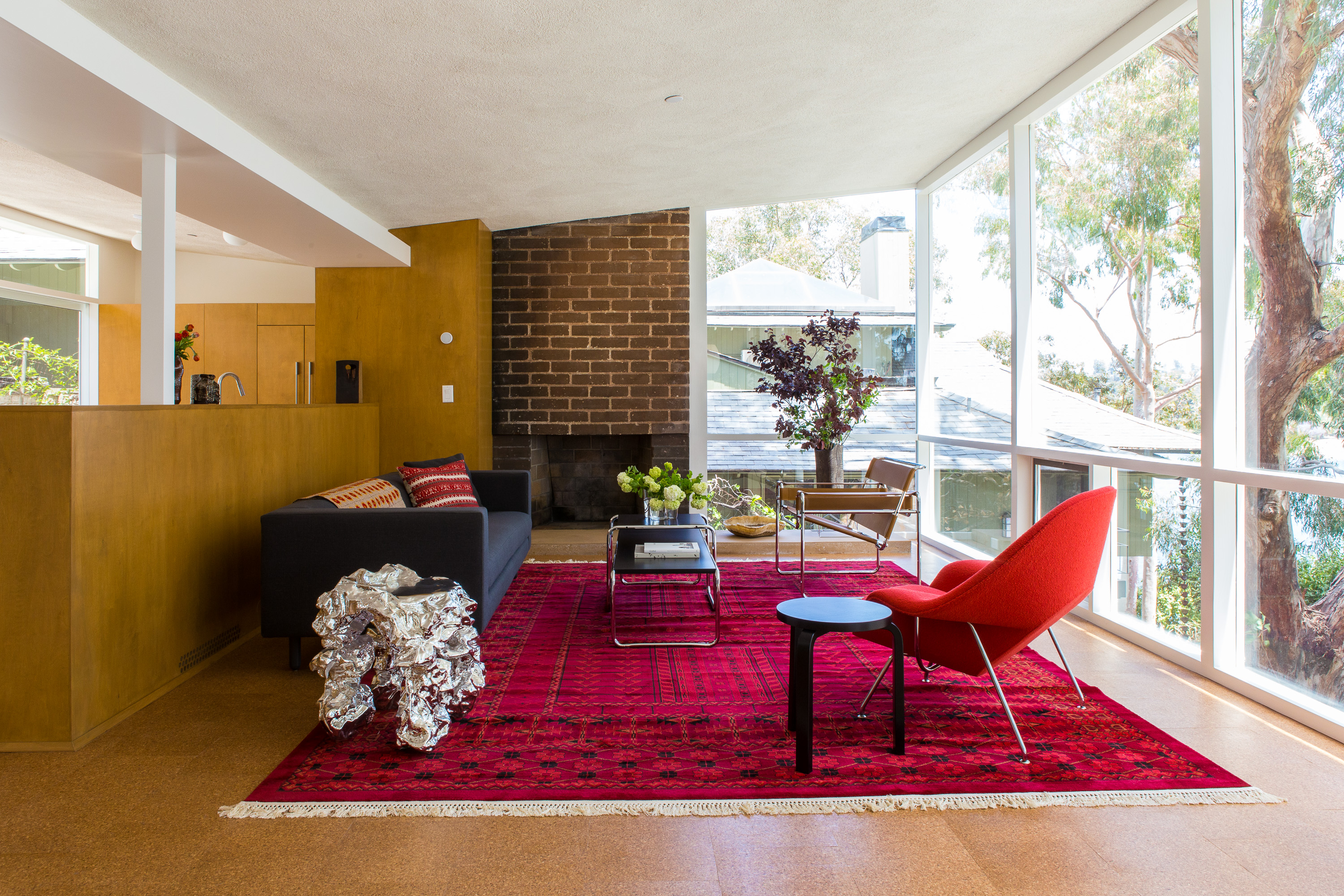 Celebrating a phoenix of a home in Los Angeles - Vimarsana News