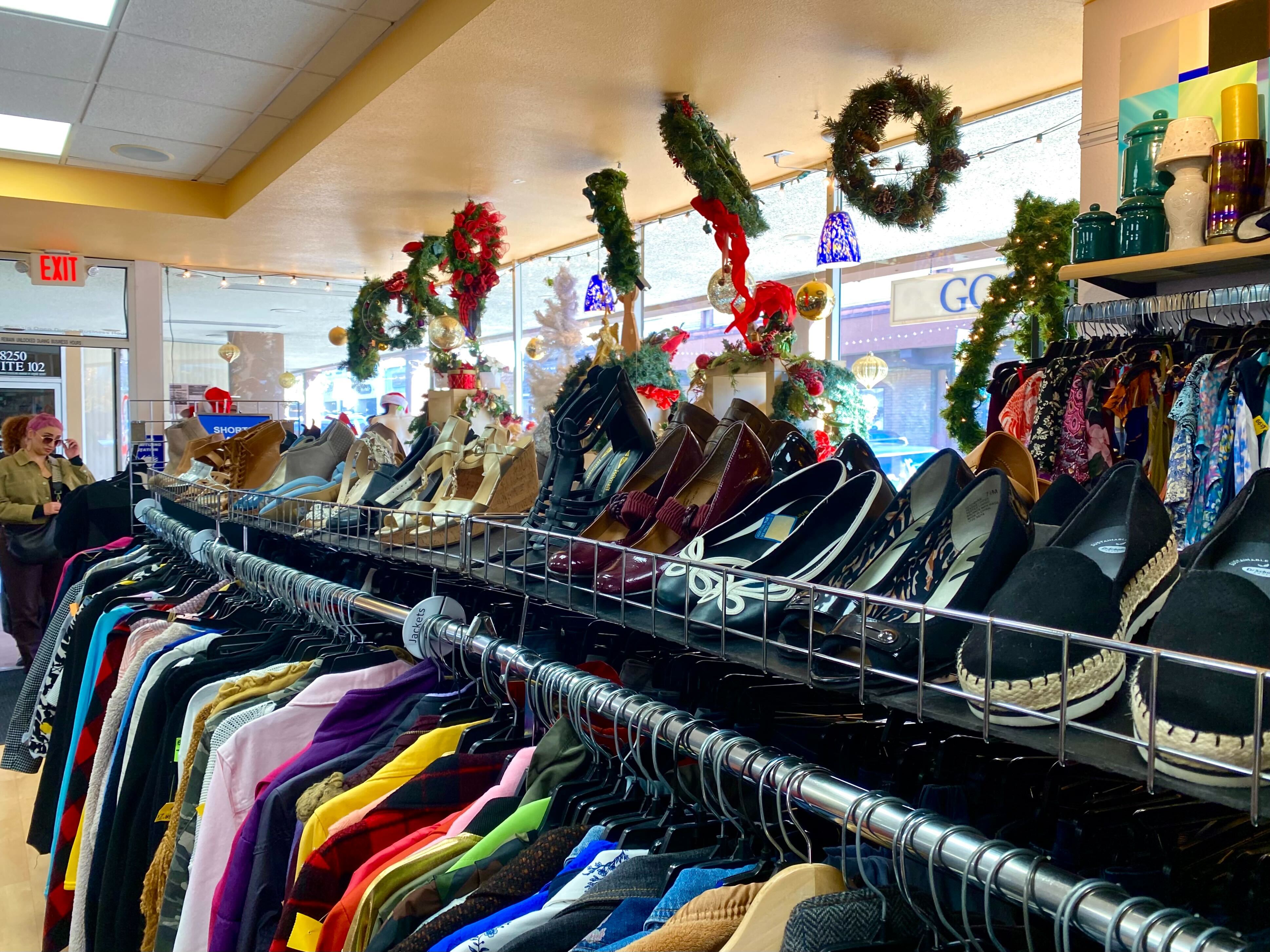 Shopping sustainably and locally for the holidays is easier than you think - Vimarsana News