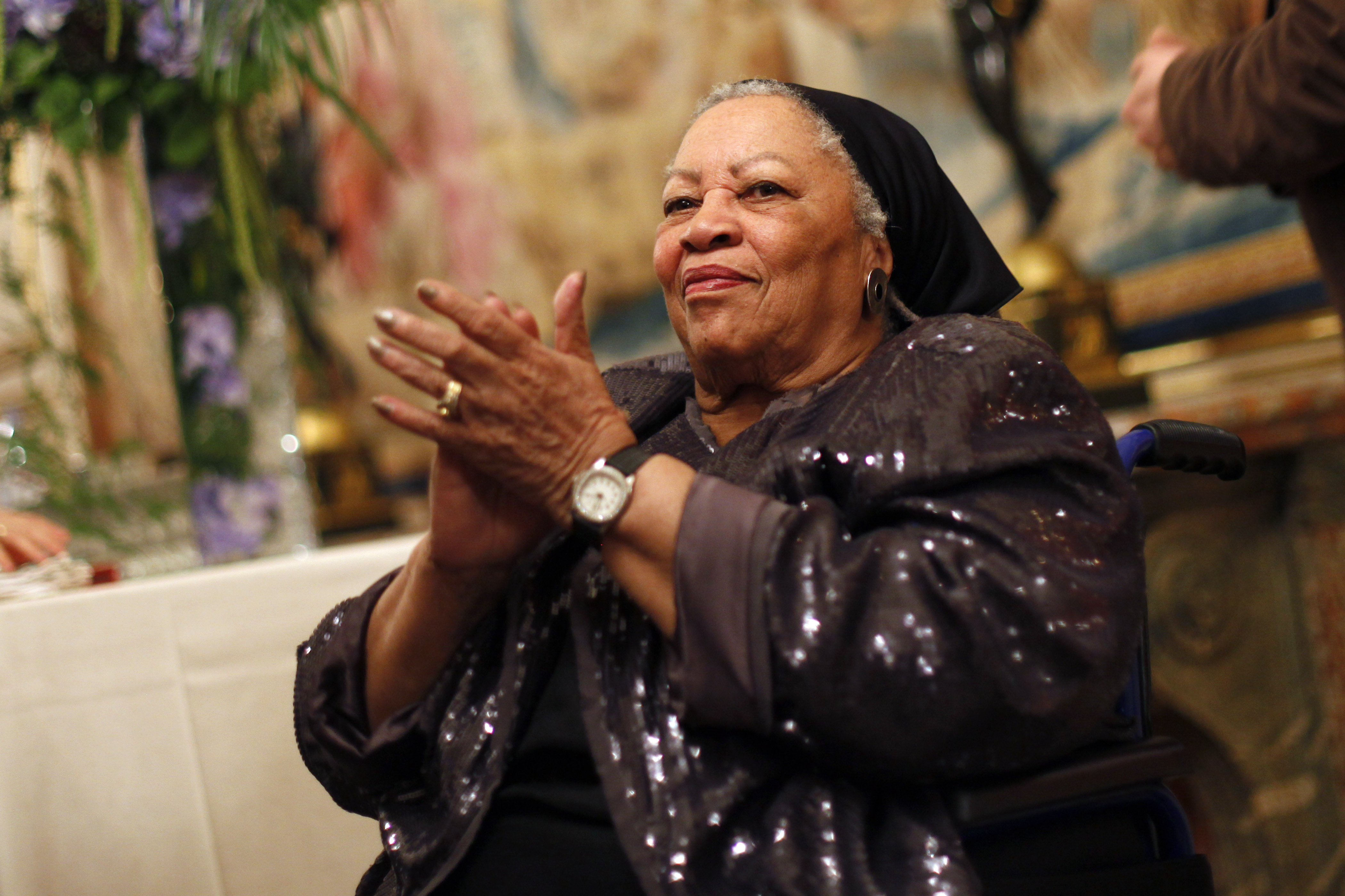 In Virginia's close race for governor, Republicans take aim at Toni Morrison - Vimarsana News