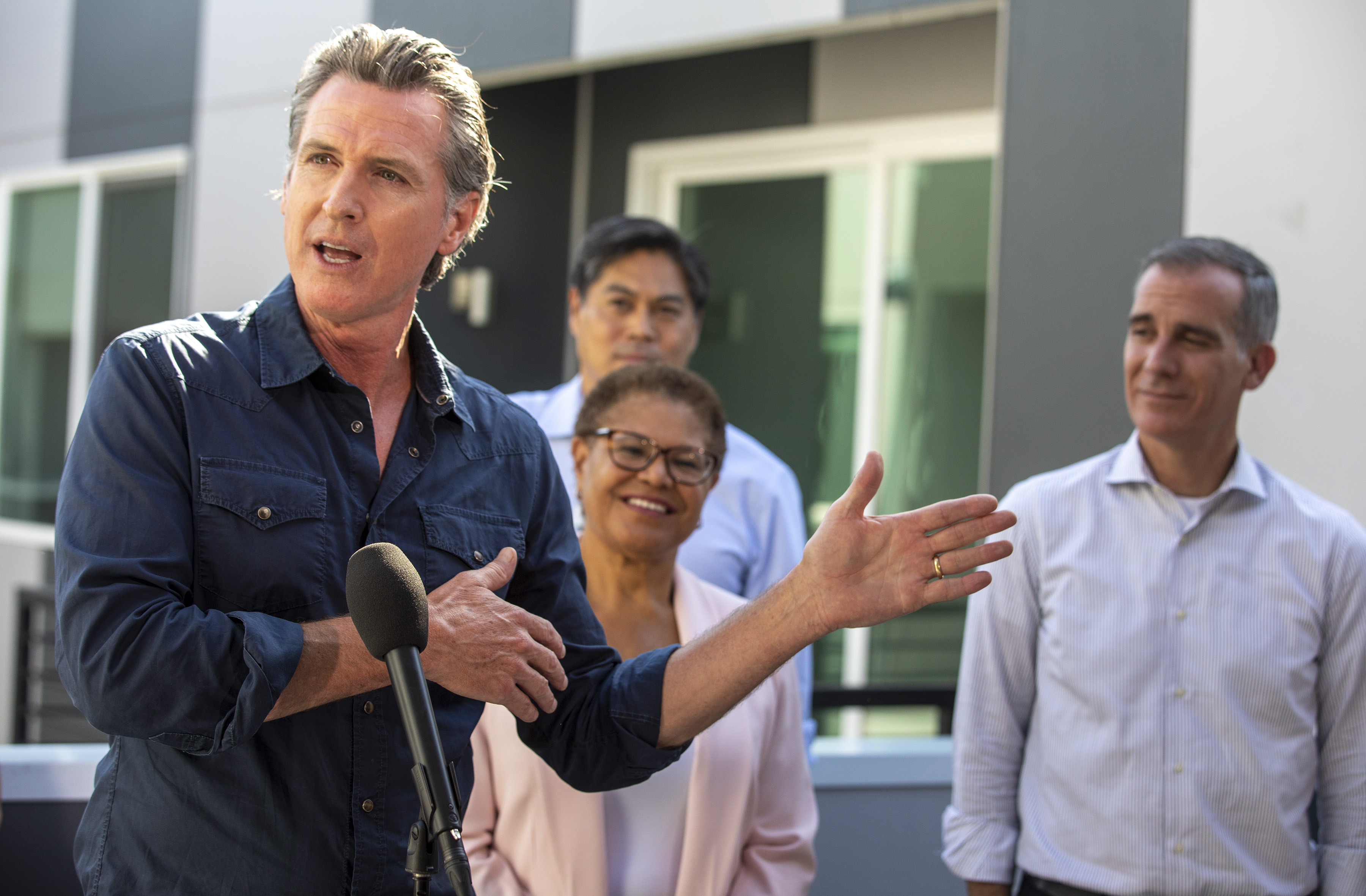 Skelton: Newsom enjoys his most successful legislative year - Vimarsana News