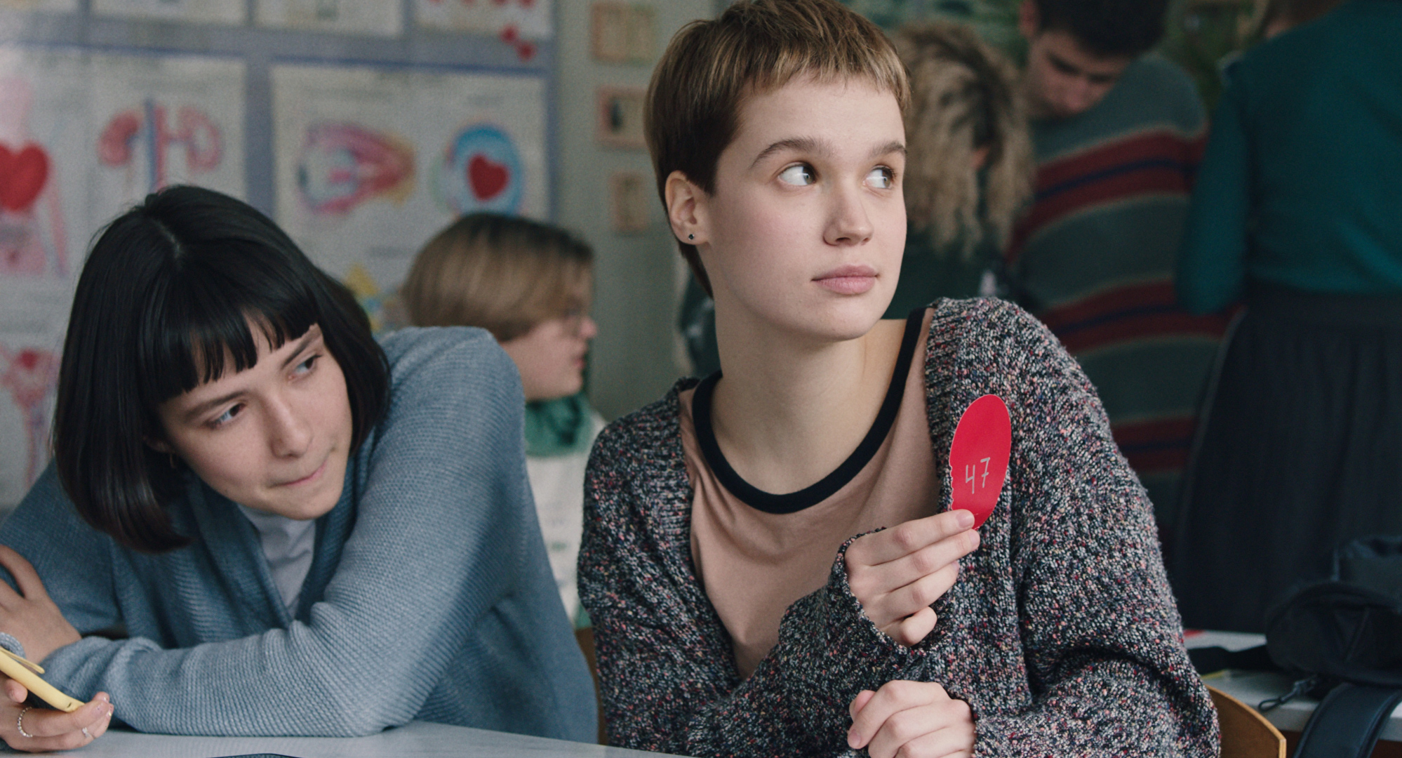 'Stop-Zemlia' review: Ukraine drama captures teen universality - Vimarsana News