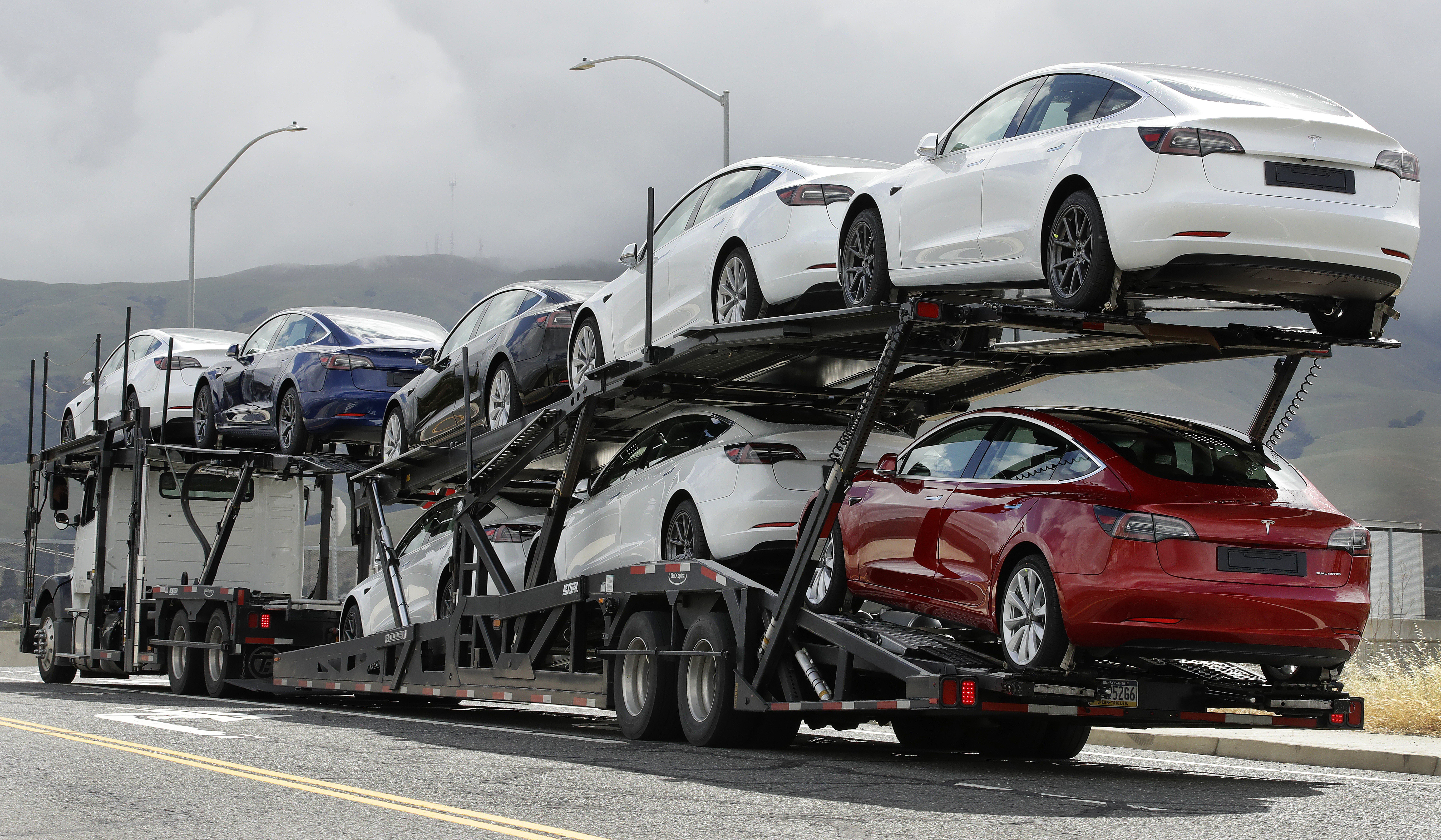 'I feel duped': Tesla price drop angers current owners - Vimarsana News