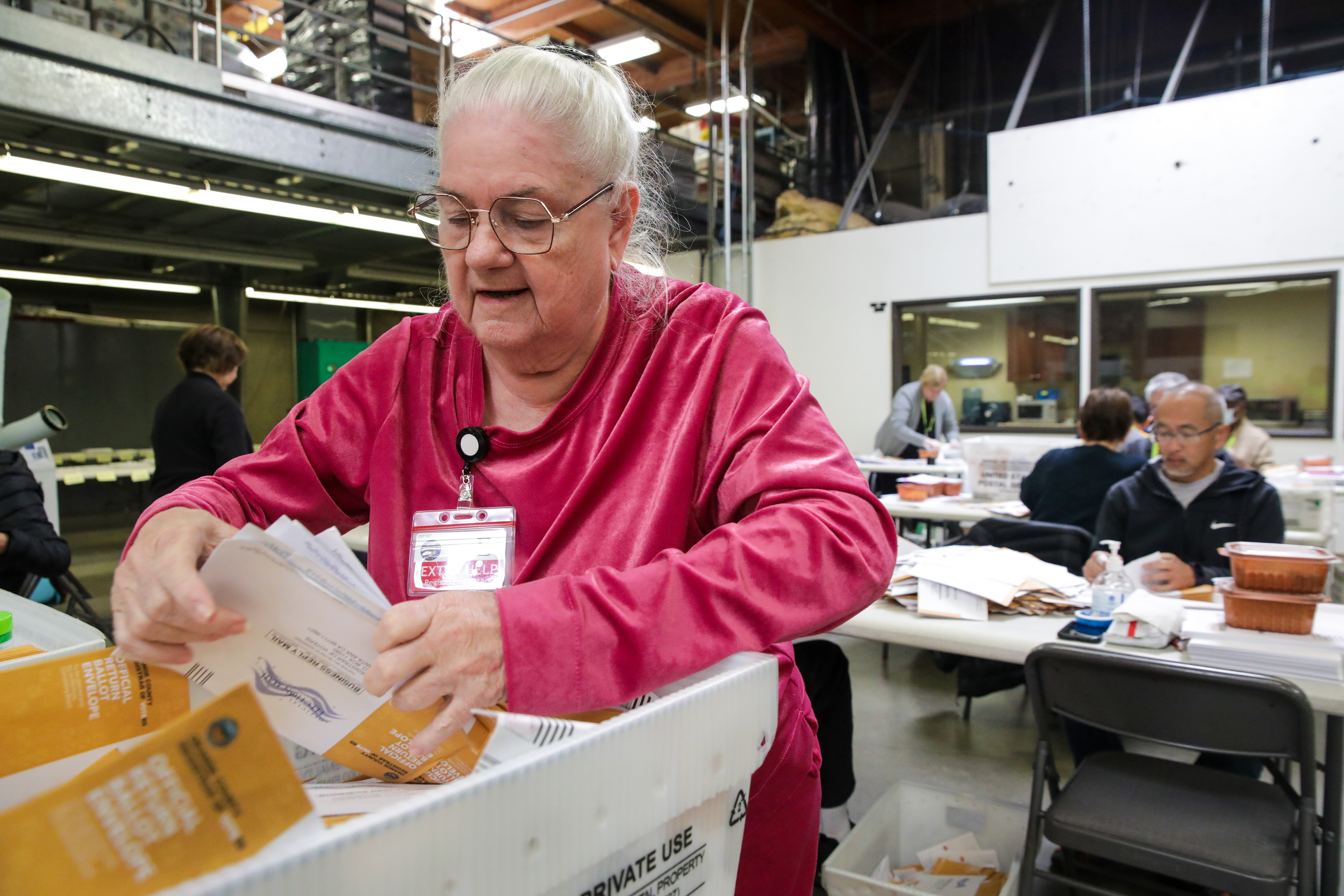 How are mail ballots counted in California's midterm election? - Vimarsana News