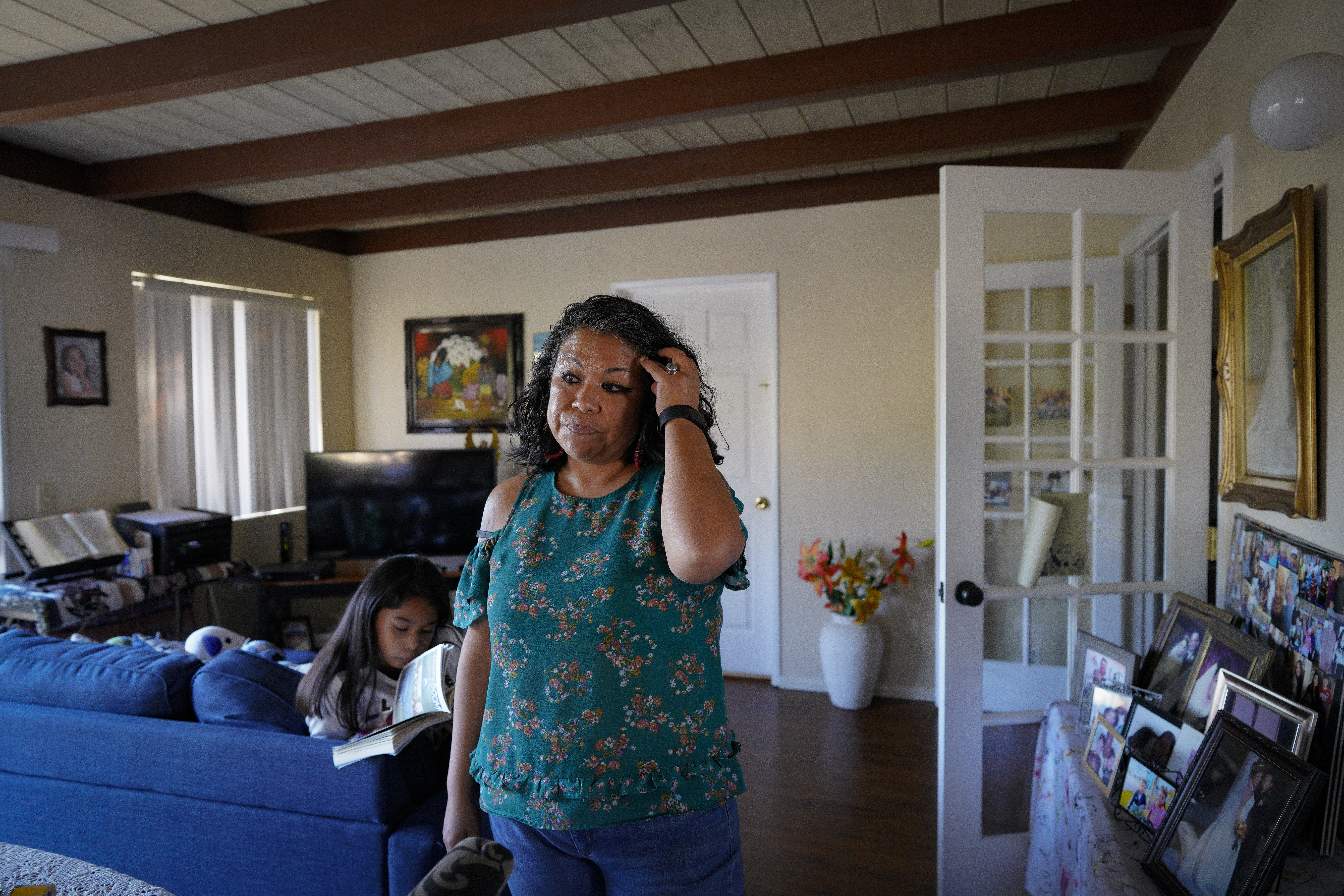 Some school employees say they're 'struggling to survive' in expensive San Diego - Vimarsana News