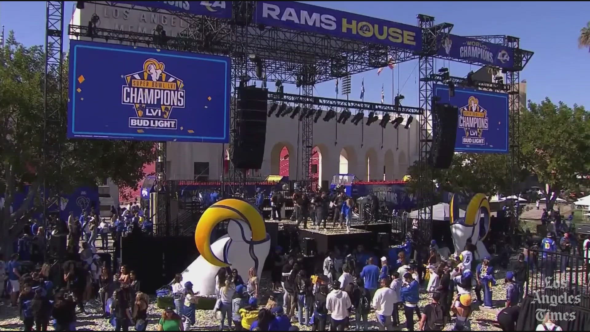 Rams and Matthew Stafford to help injured team photographer - Vimarsana News