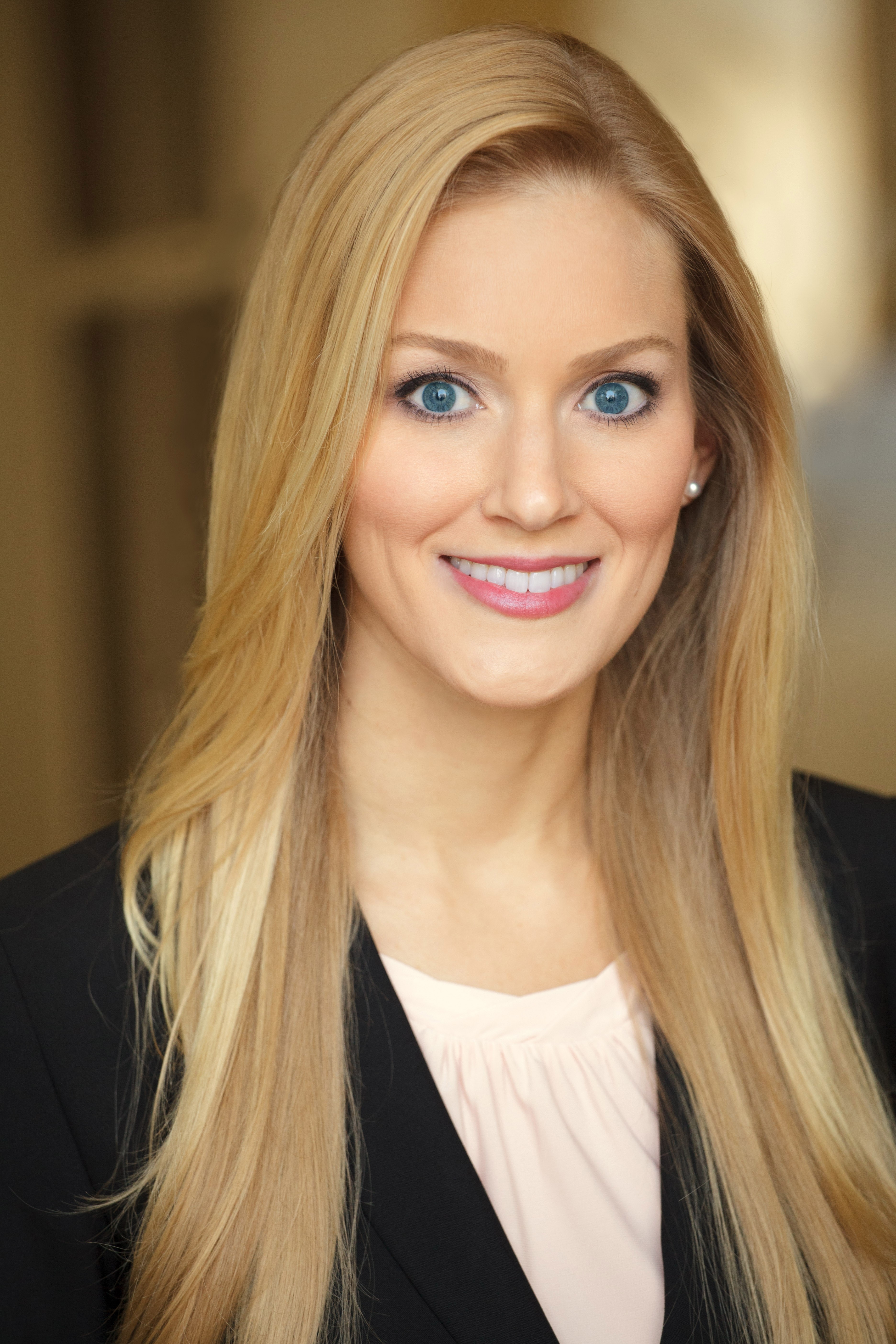 People in Your Neighborhood: La Jolla surgeon Kiersten Riedler draws from a life of music - Vimarsana News