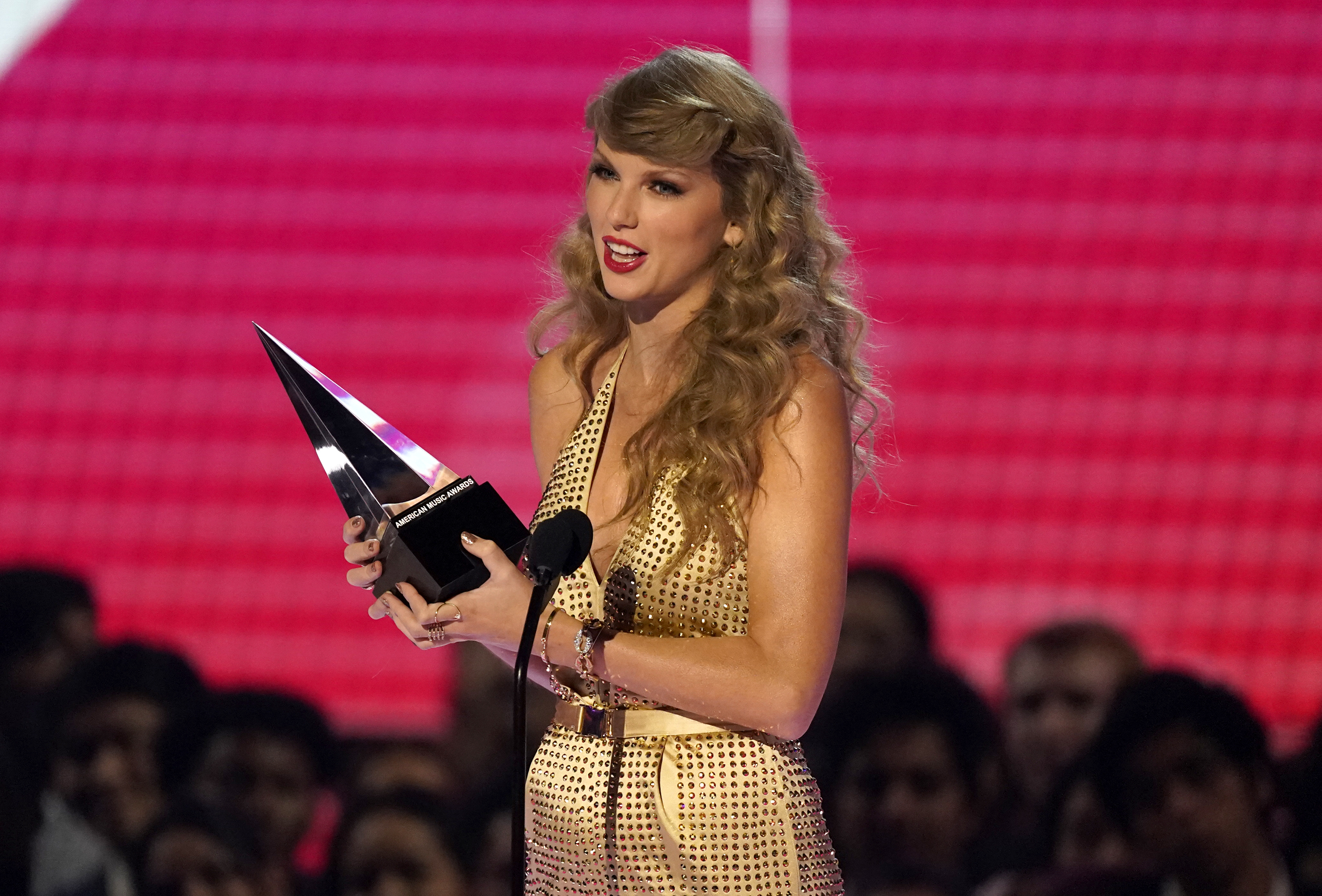 Essential Politics: Will Taylor Swift end Ticketmaster's dominance? - Vimarsana News