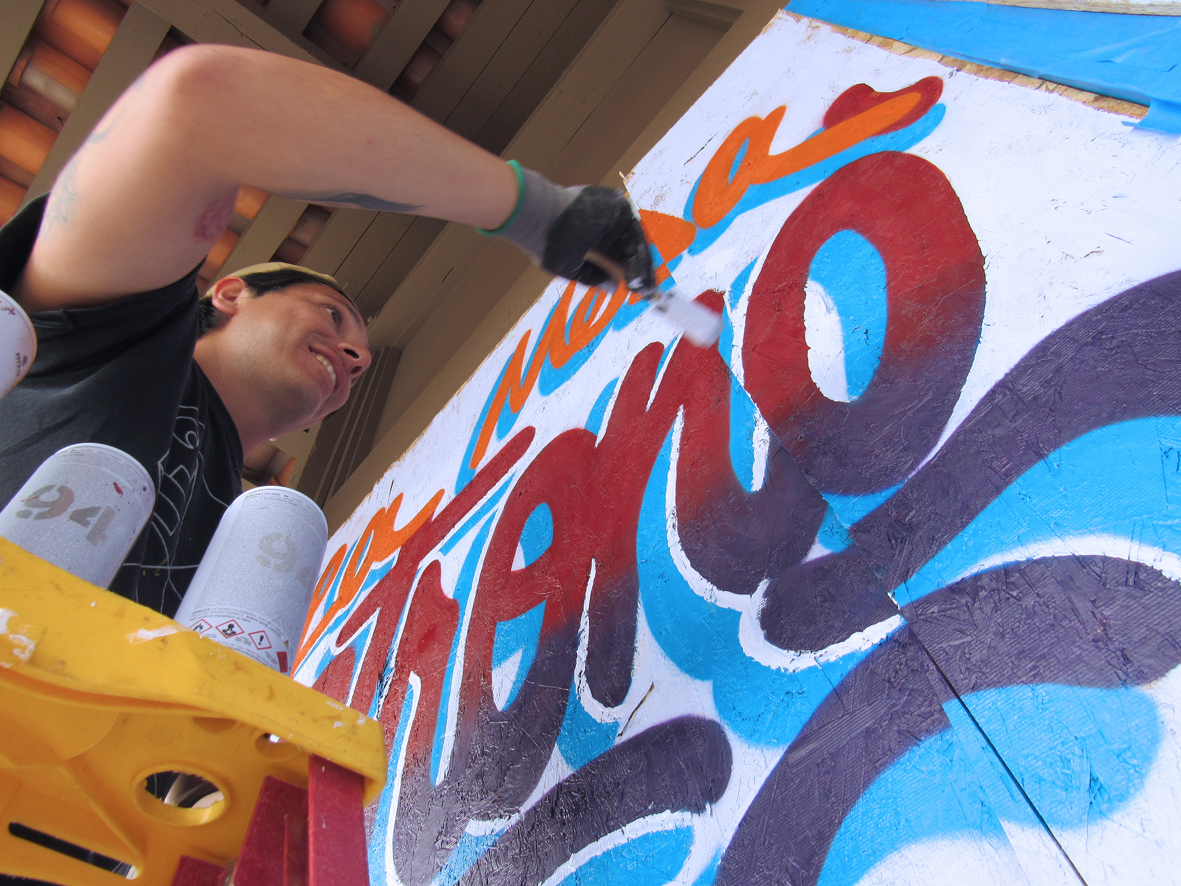 La Mesa muralists add color and hope to a city looking for a silver lining - Vimarsana News