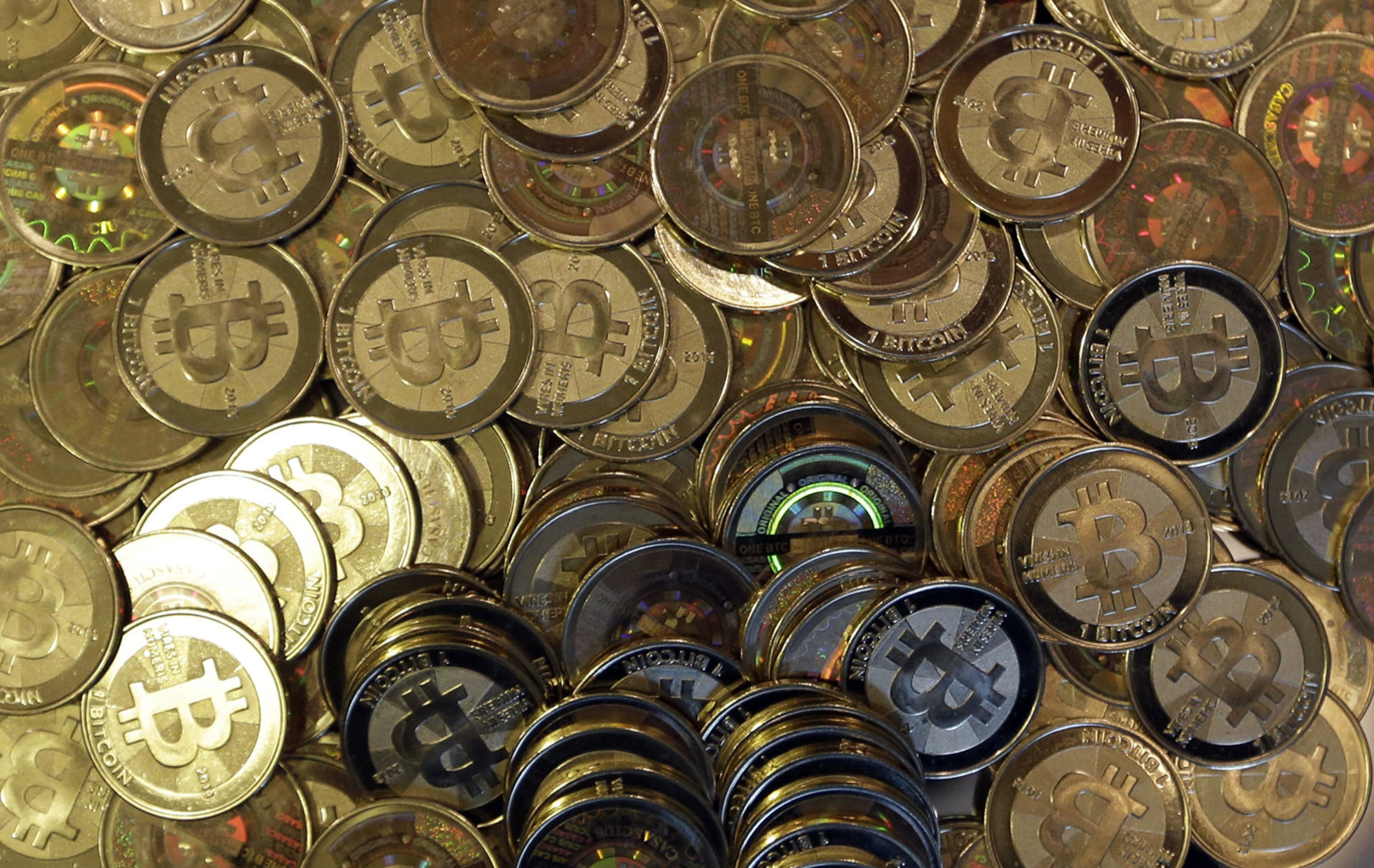 Banking and investment institutions are turning to bitcoin. Could it be dangerous for the economy? - Vimarsana News