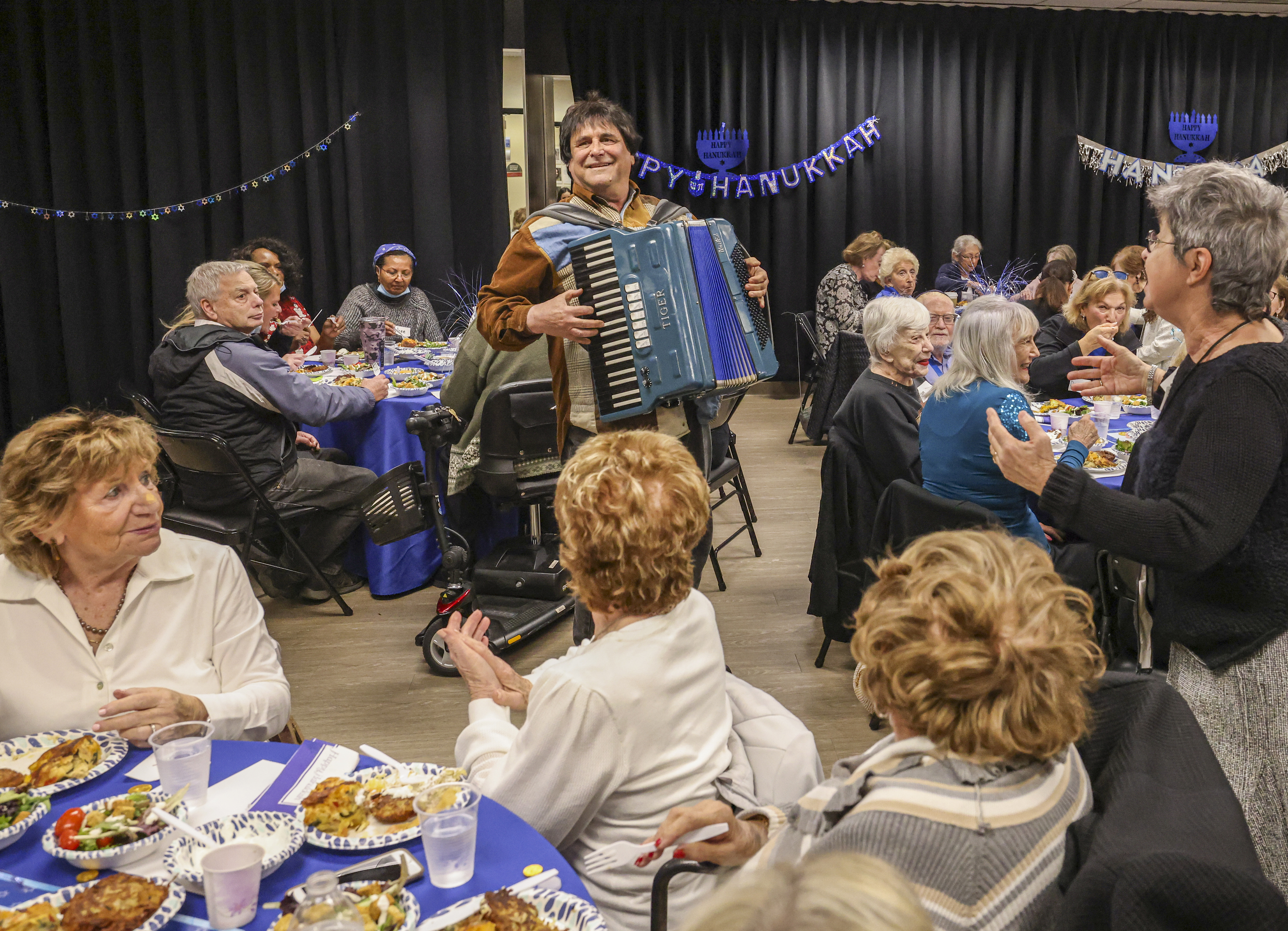 La Jolla Jewish community center builds a social hub for seniors - Vimarsana News