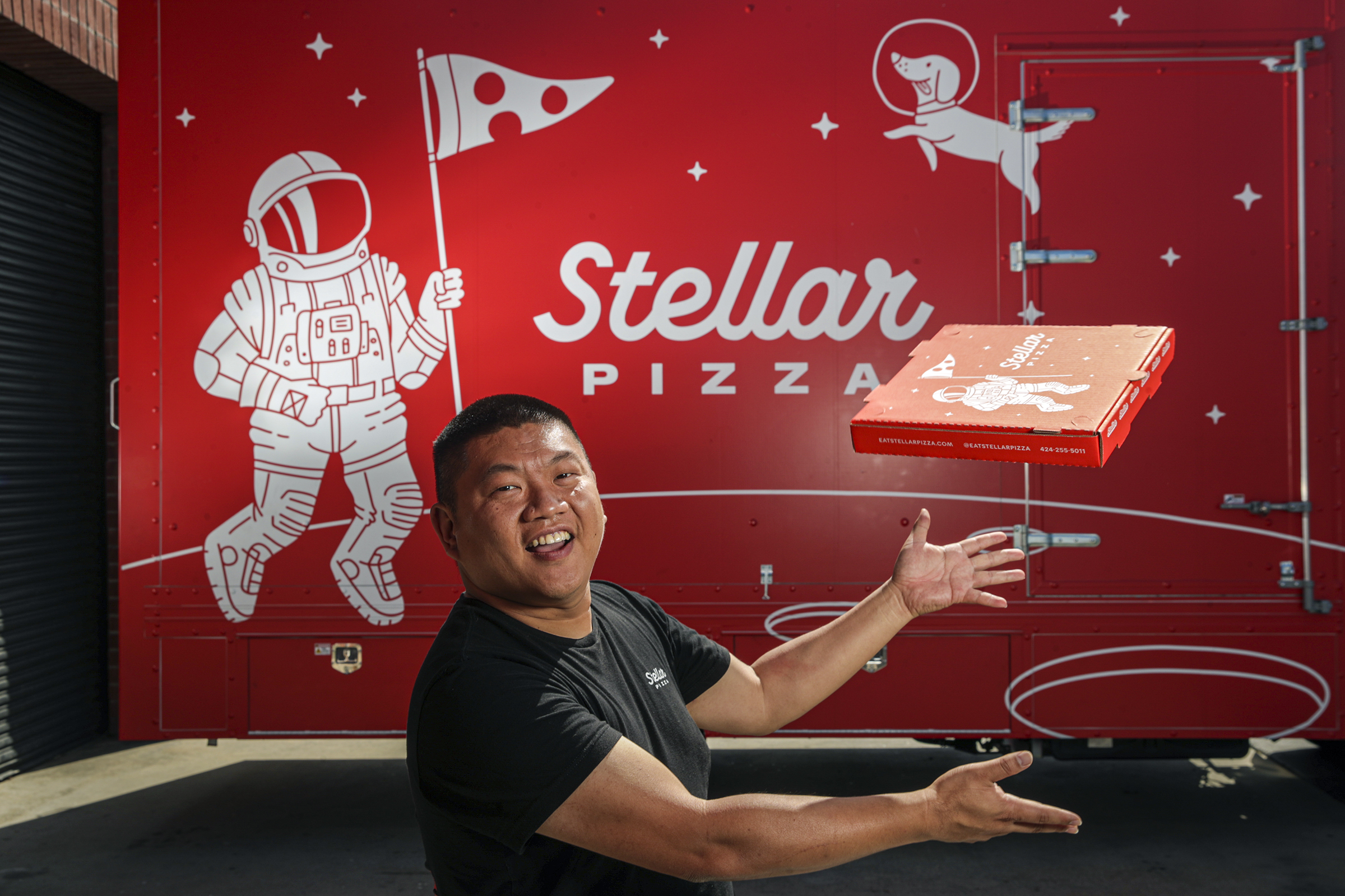 SpaceX rocket scientists built a robot that makes $8 pizzas - Vimarsana News