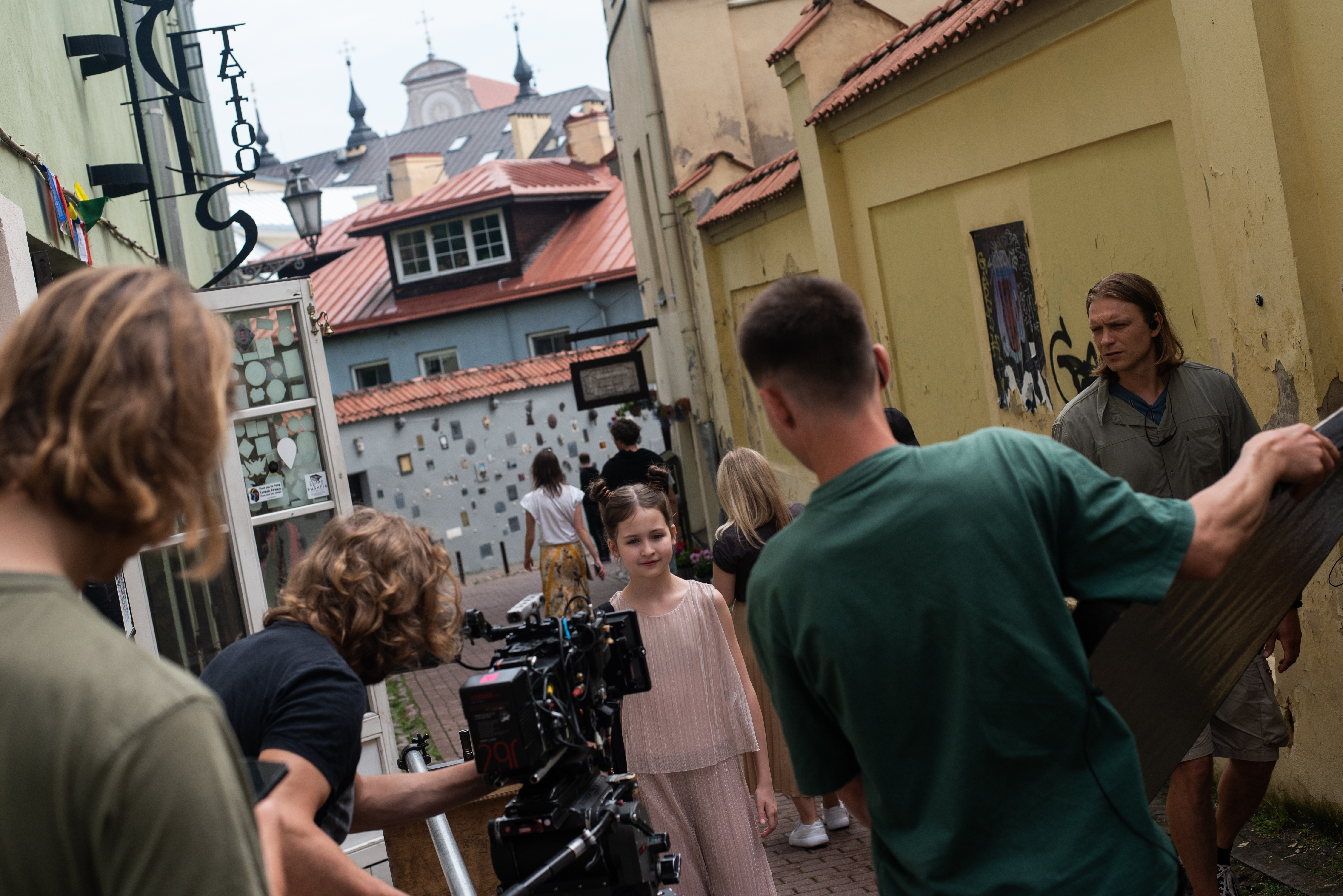 Why Stranger Things, Jurassic World were filmed in Europe - Vimarsana News