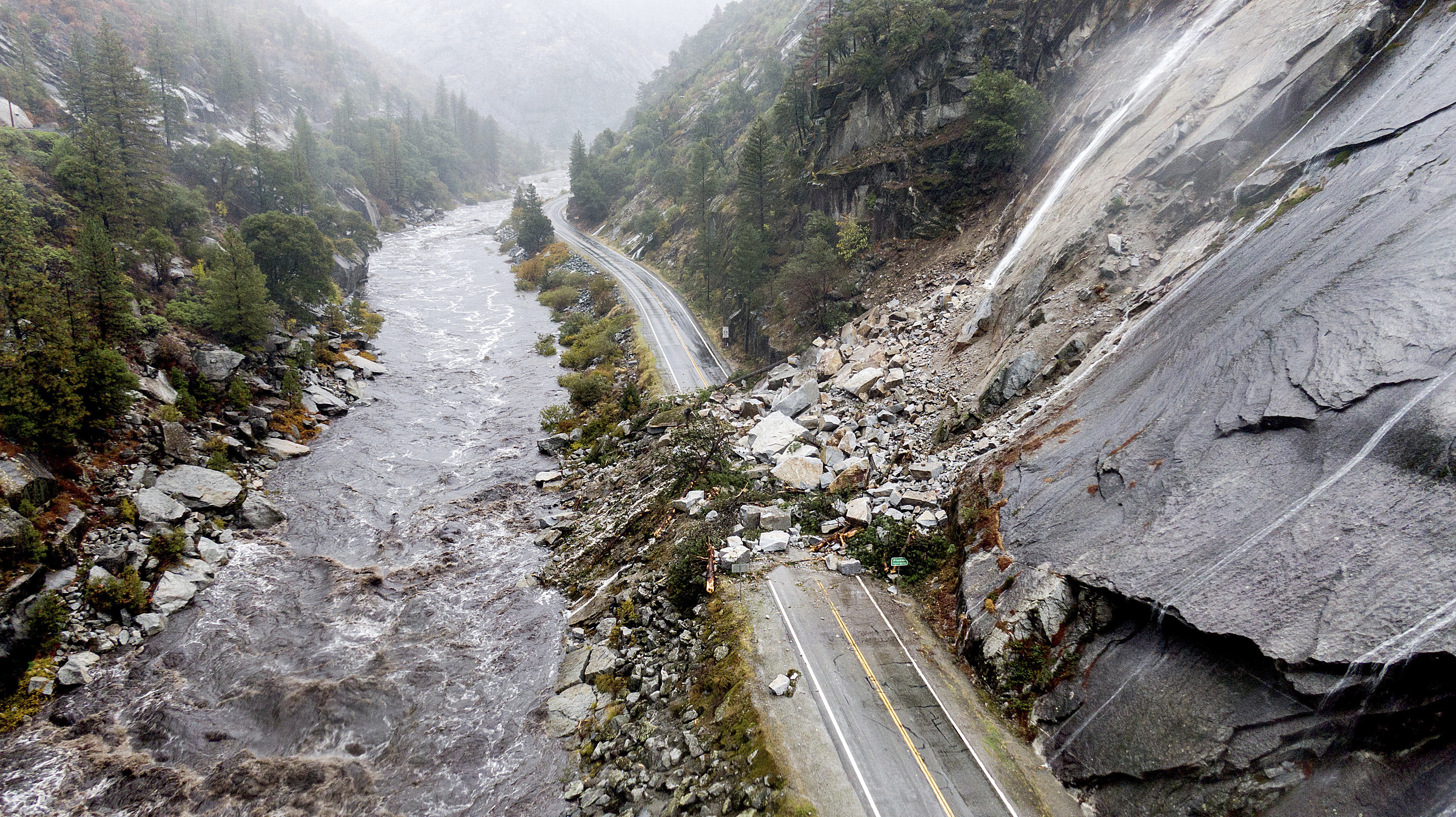 California's atmospheric river storms dropped 7,600,000,000,000 gallons of rain, but it was no drought buster - Vimarsana News