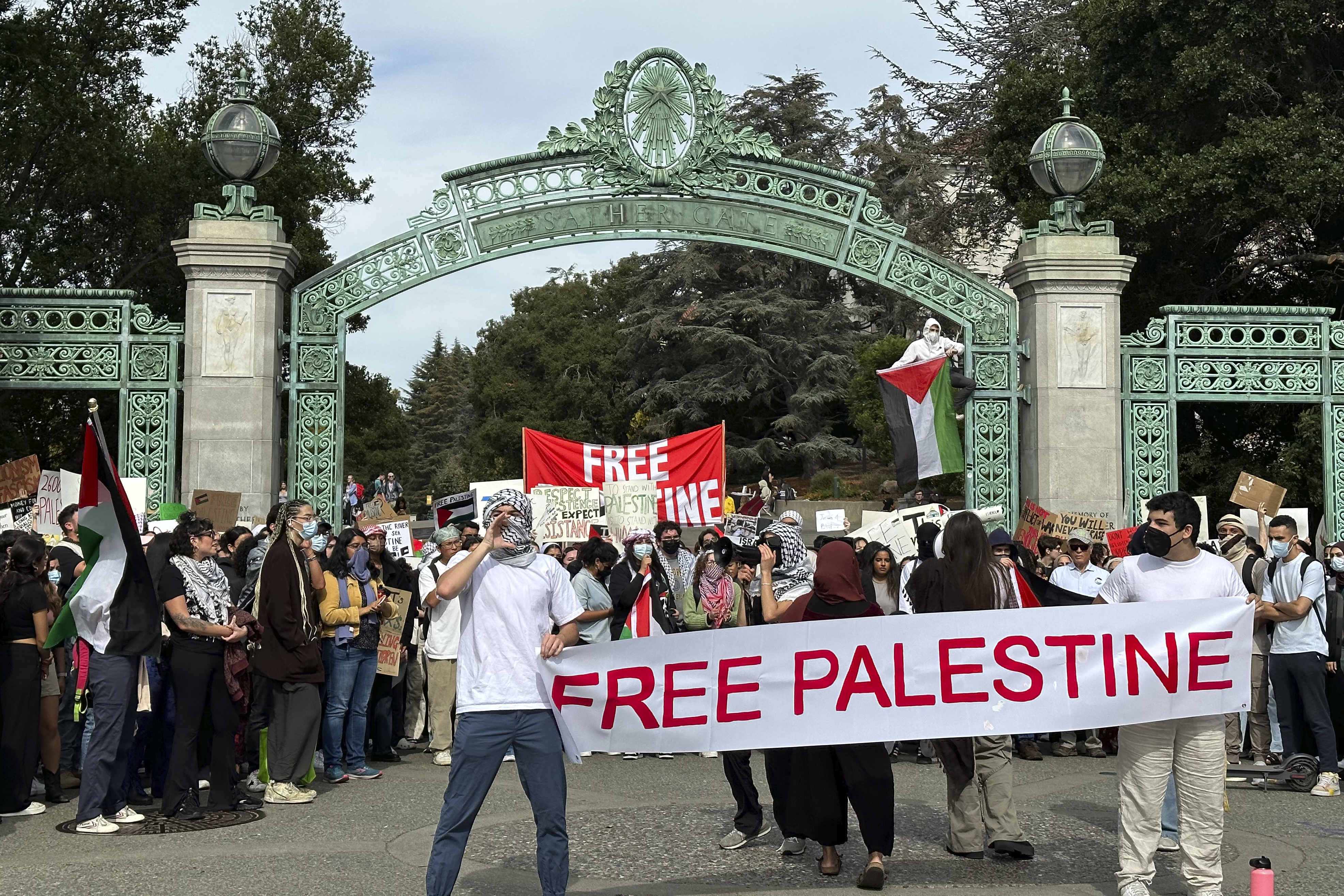 California city council meetings roiled by Israel-Hamas war debate - Vimarsana News