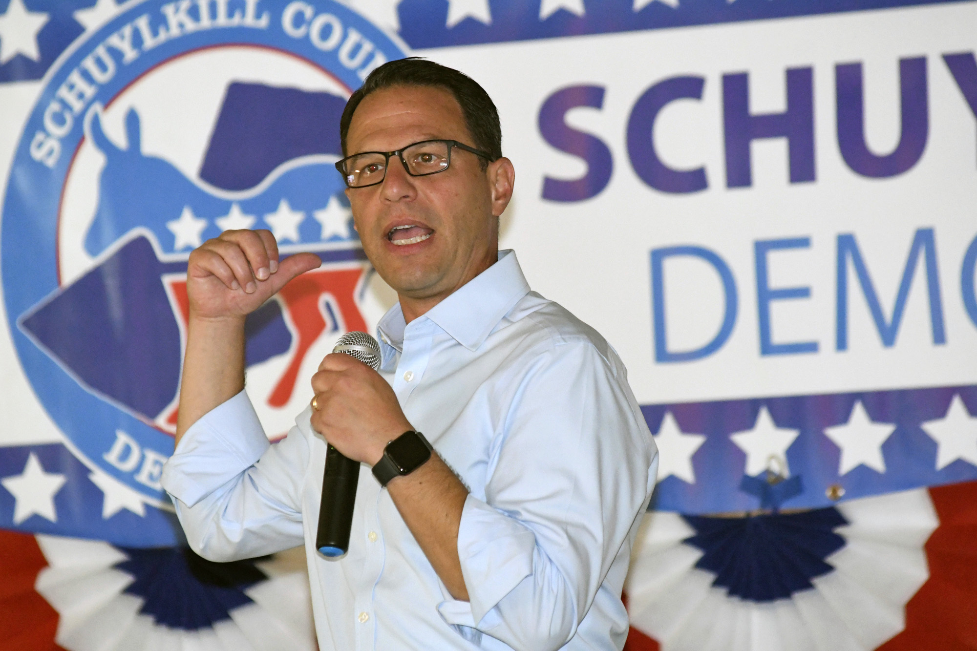Essential Politics: Why are Democrats buying ads for far-right candidates? - Vimarsana News