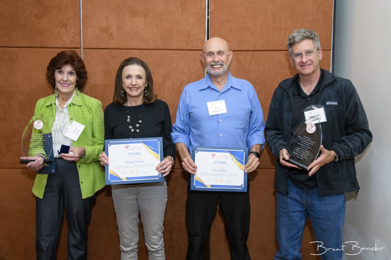 Emergency response team recognizes longtime volunteers - Vimarsana News