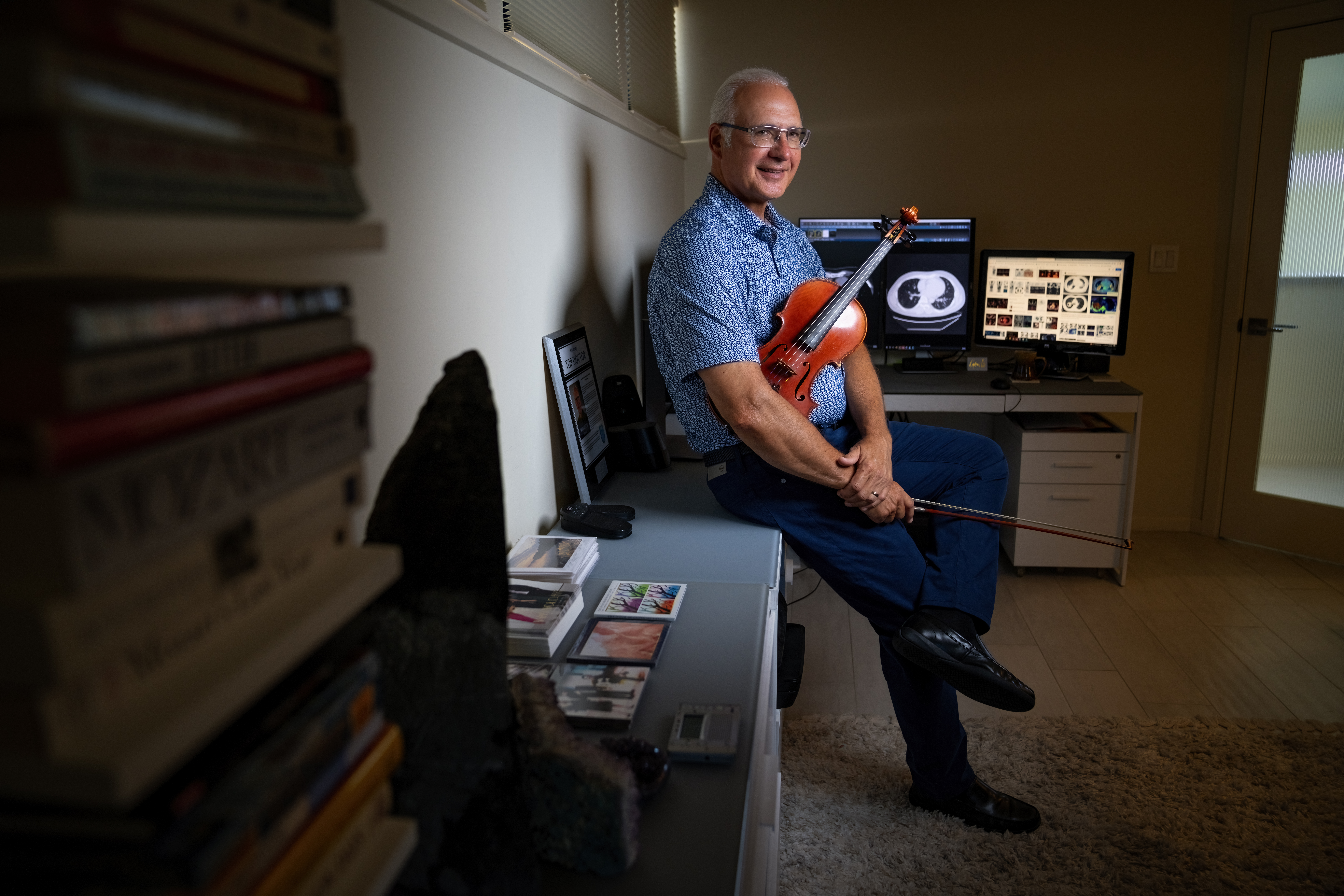 San Diego violinist and radiologist David Buckley shines in three worlds - Vimarsana News