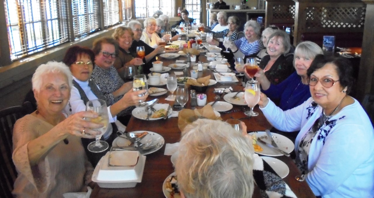 Oceanside Newcomers & Friends group celebrates the New Year... in person Events in North County - Vimarsana News