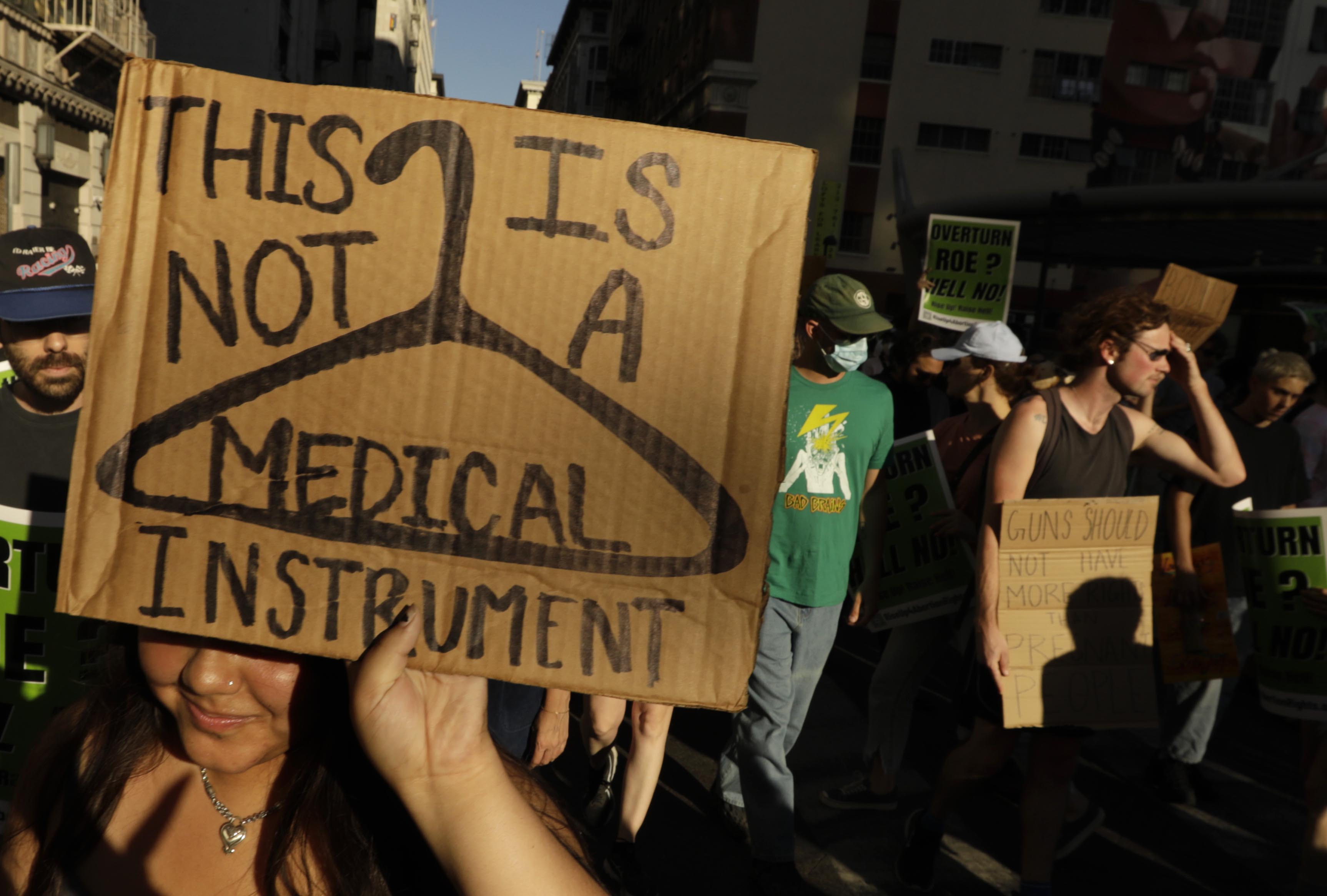 California-Arizona post-Roe plan is model for abortion access - Vimarsana News