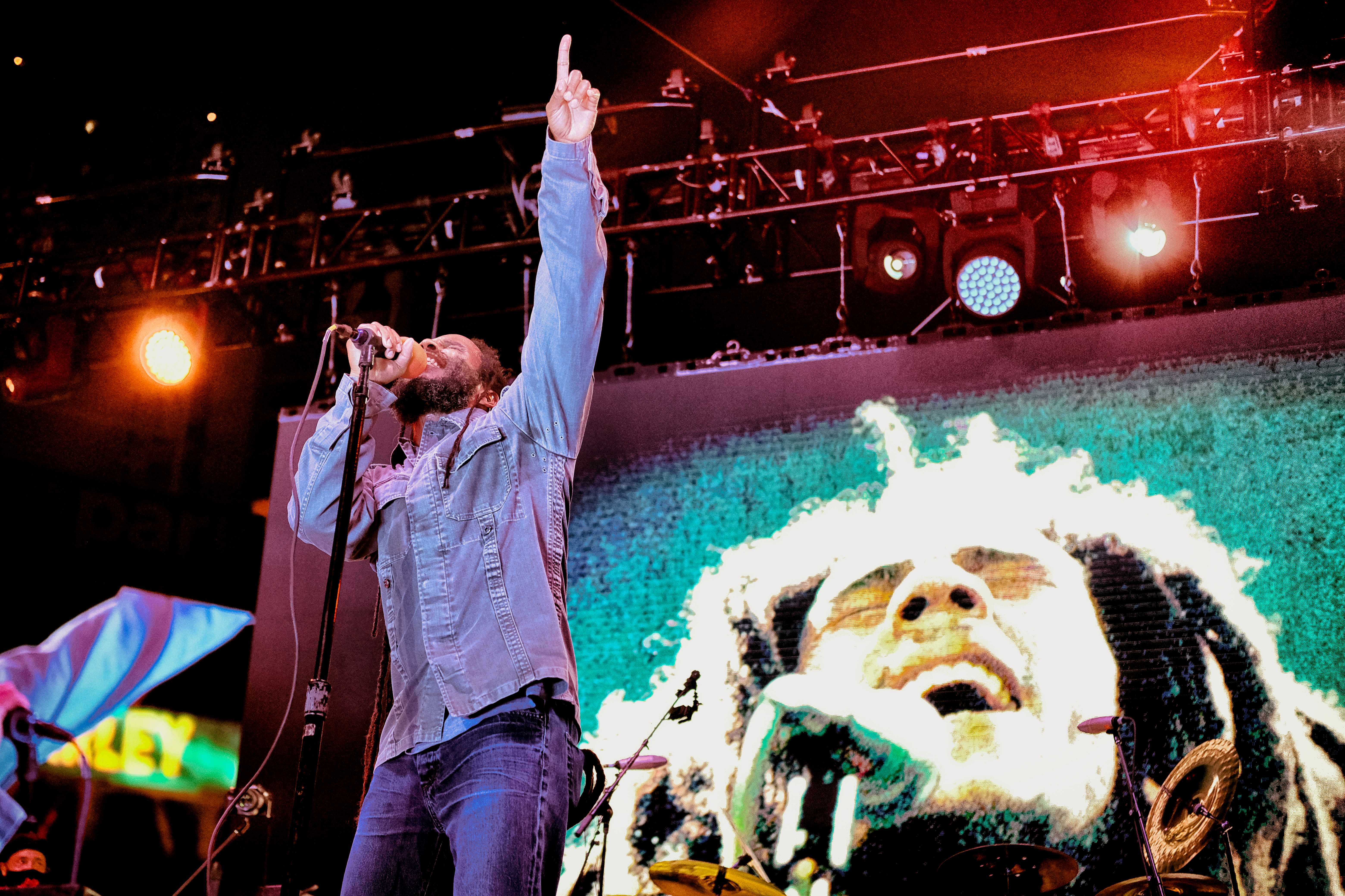 Beach Boys and Ziggy Marley play back-to-back Petco Park shows: 'Good Vibrations' meet 'Rastaman Vibration' - Vimarsana News