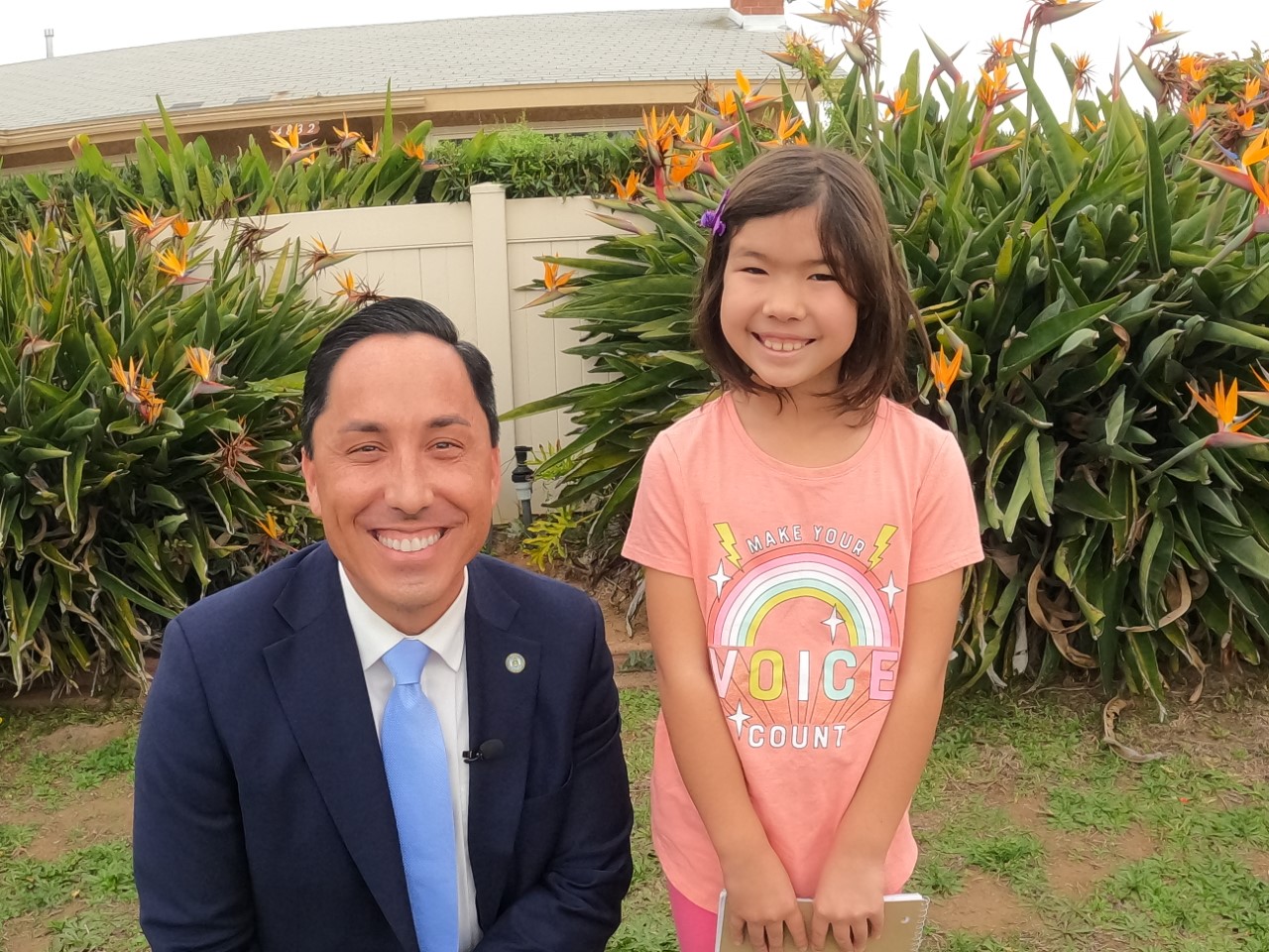 'Sky Girl Reporter,' 9, interviews San Diegans on her YouTube channel - Vimarsana News