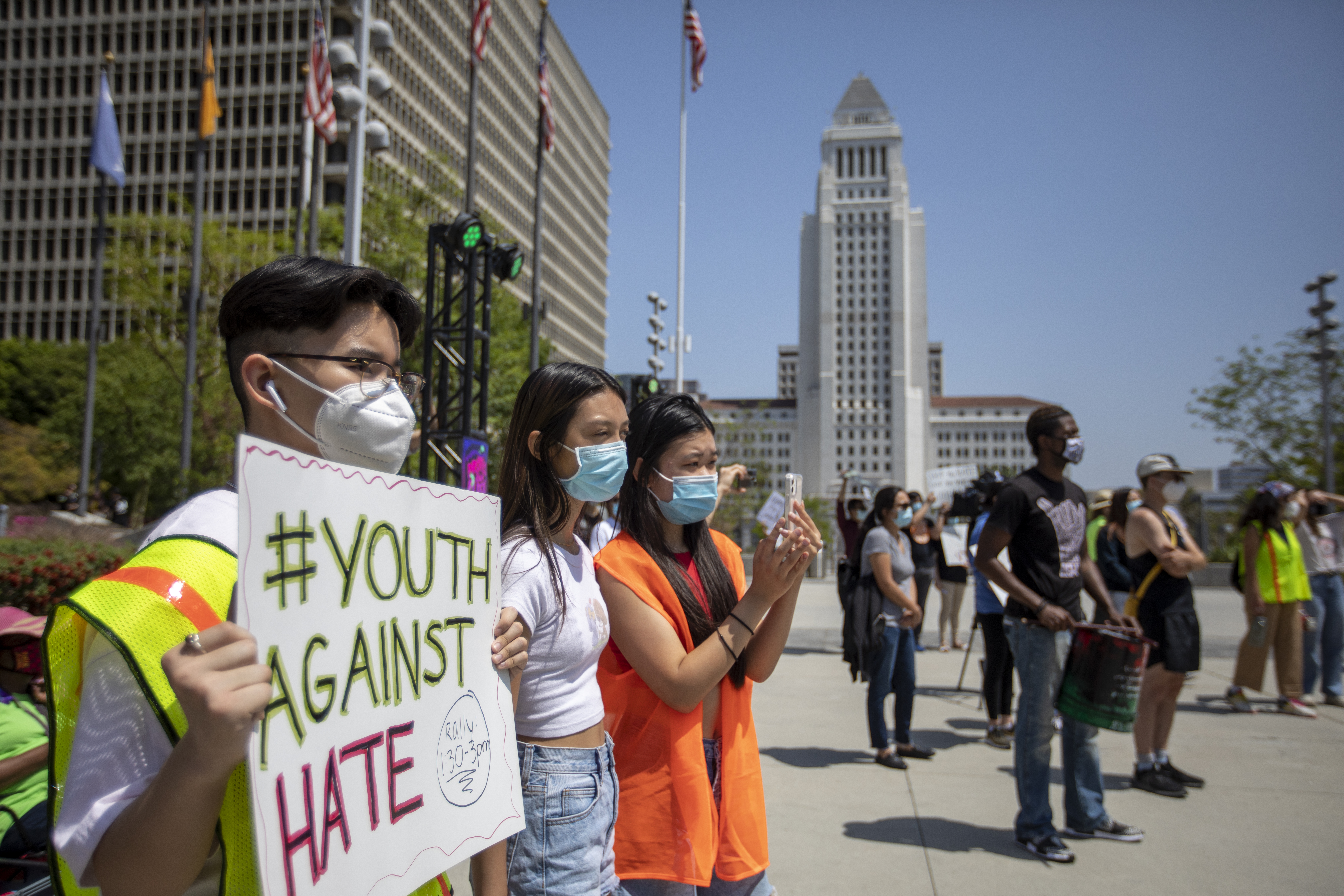 Hates crimes against Asians jumped 177% in California in 2021 - Vimarsana News