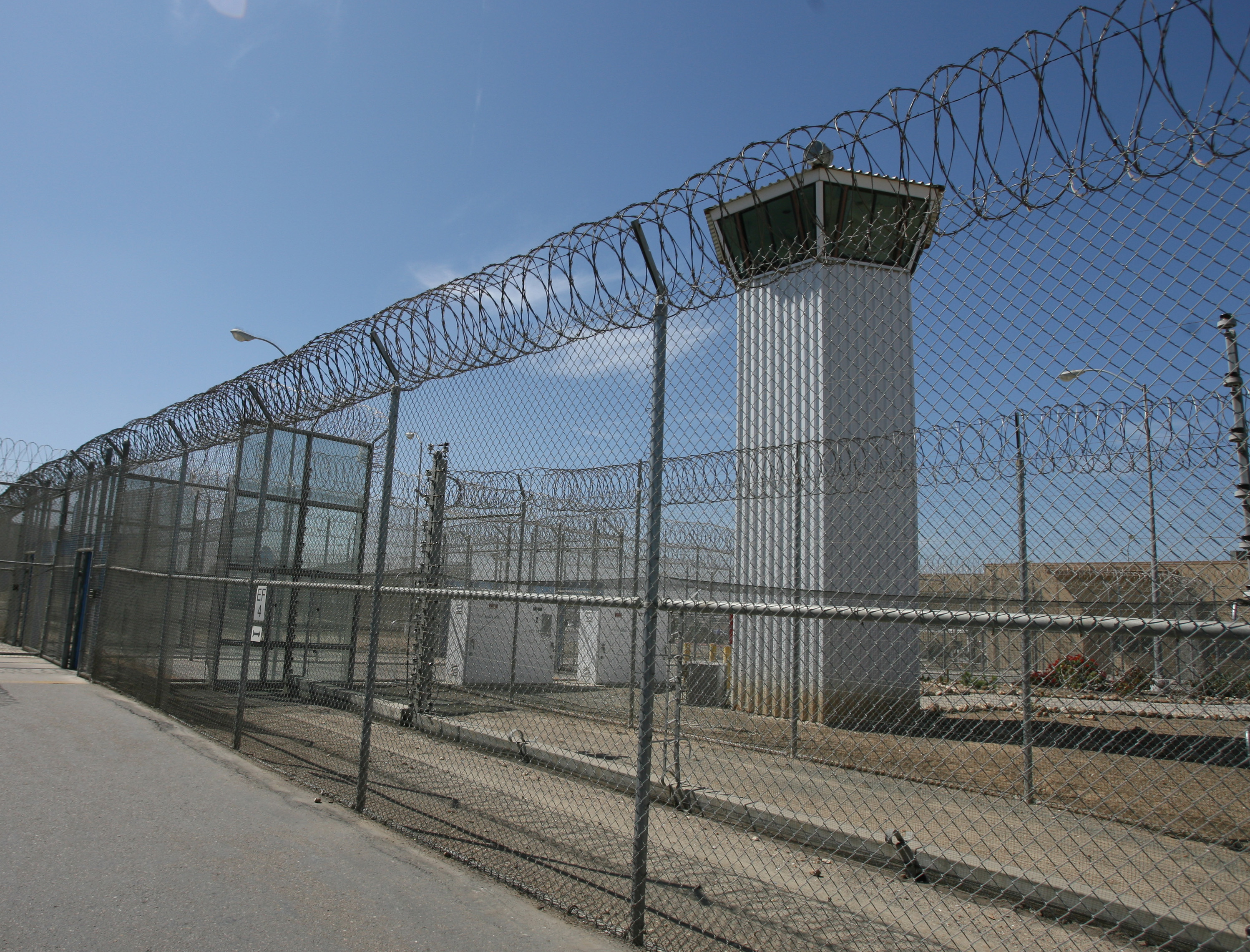Report: Donovan prison officials delayed investigating prisoner complaints about staff - Vimarsana News