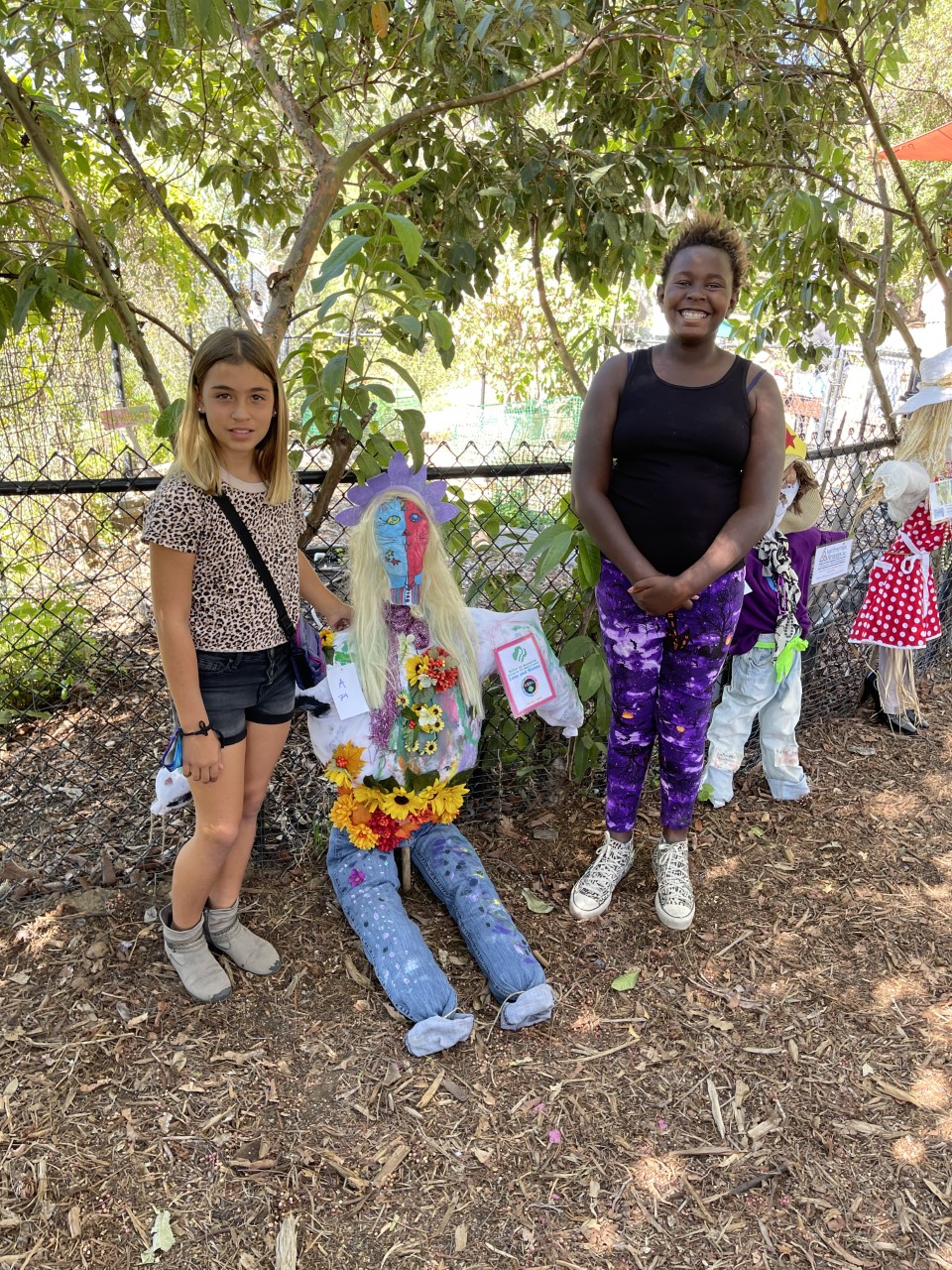 Scarecrow contest winners picked at Alta Vista Botanical Gardens Fall Fest - Vimarsana News