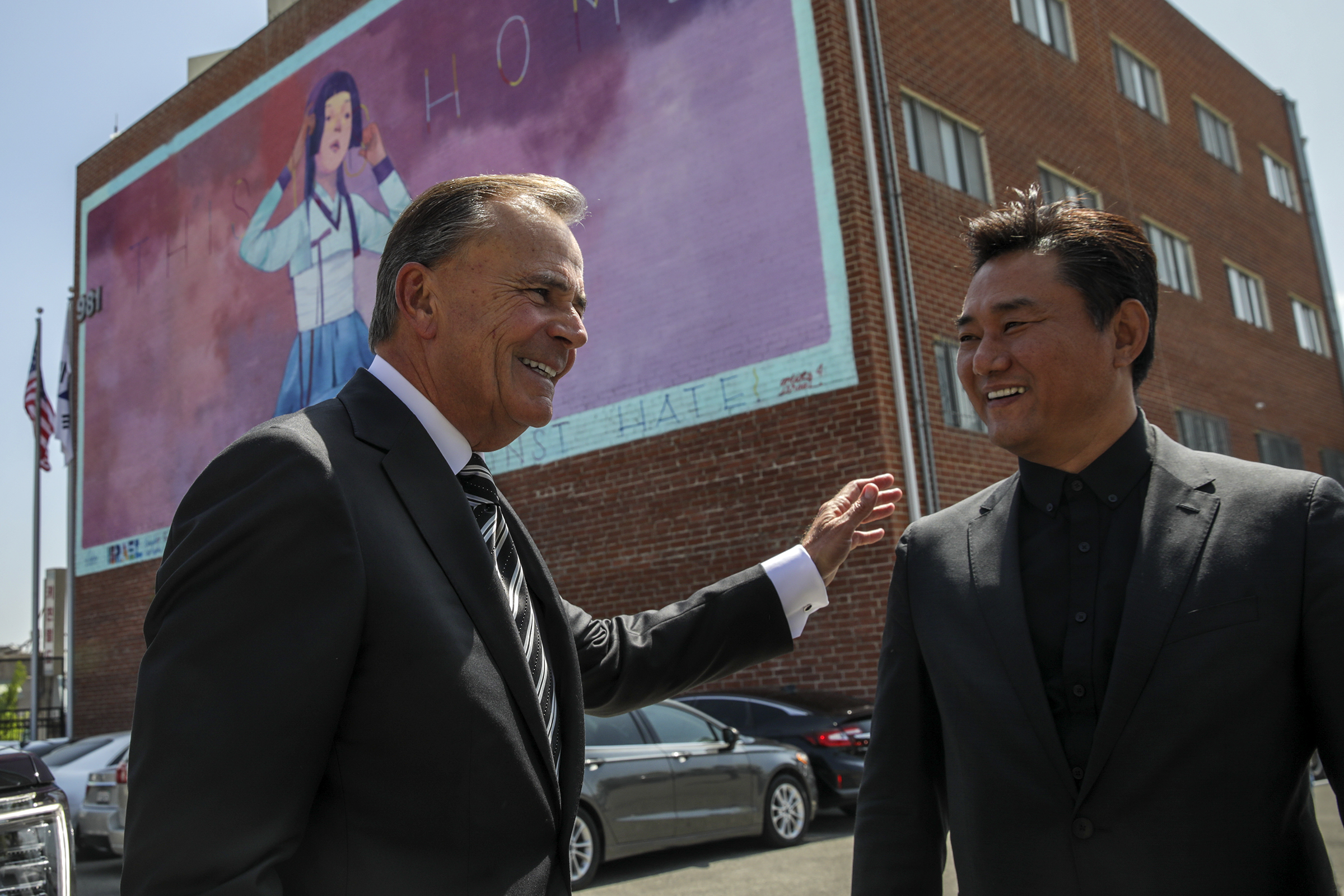 L.A. mayoral hopefuls court Asian Americans, the city's fastest-growing ethnic group - Vimarsana News