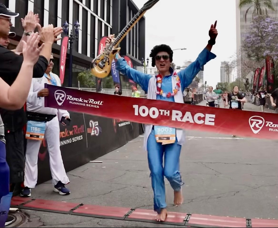 Column: Rock 'n' Roll 25- milestones — and a barefoot Elvis - The San Diego Union-Tribune - Vimarsana News