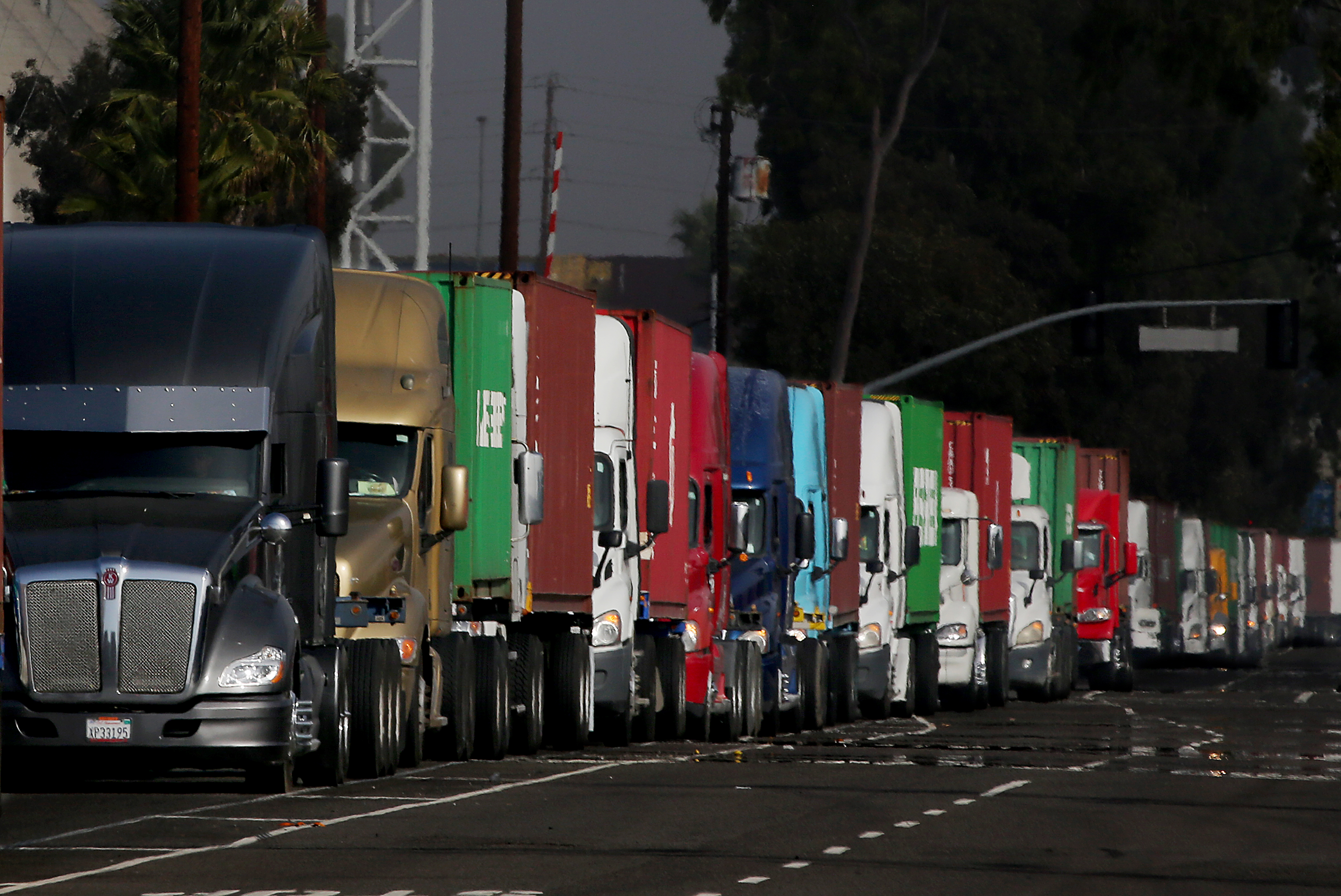 Facing labor shortages, trucking firms battle for drivers - Vimarsana News