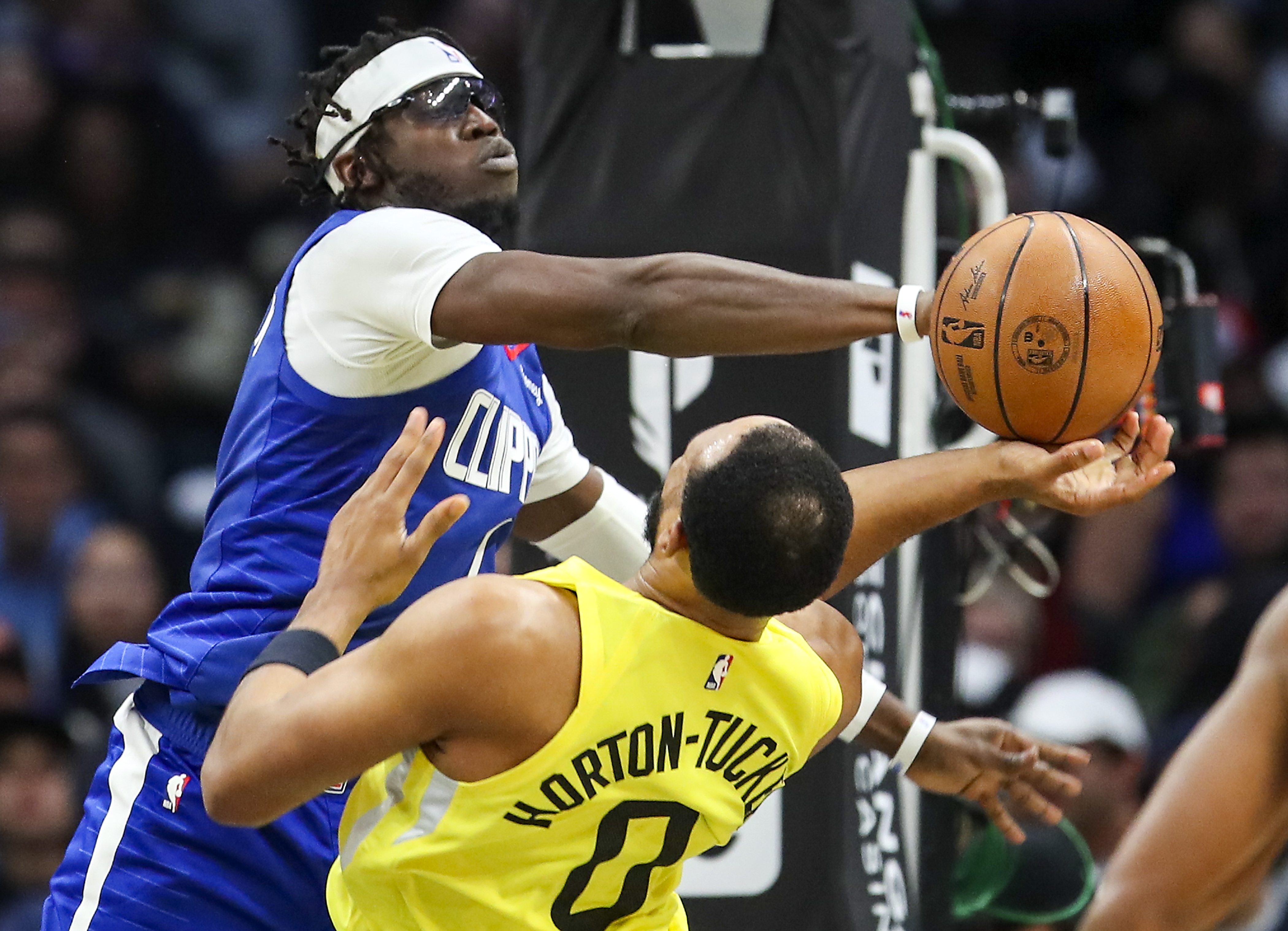 Clippers rally late without Paul George to beat Utah Jazz - Vimarsana News