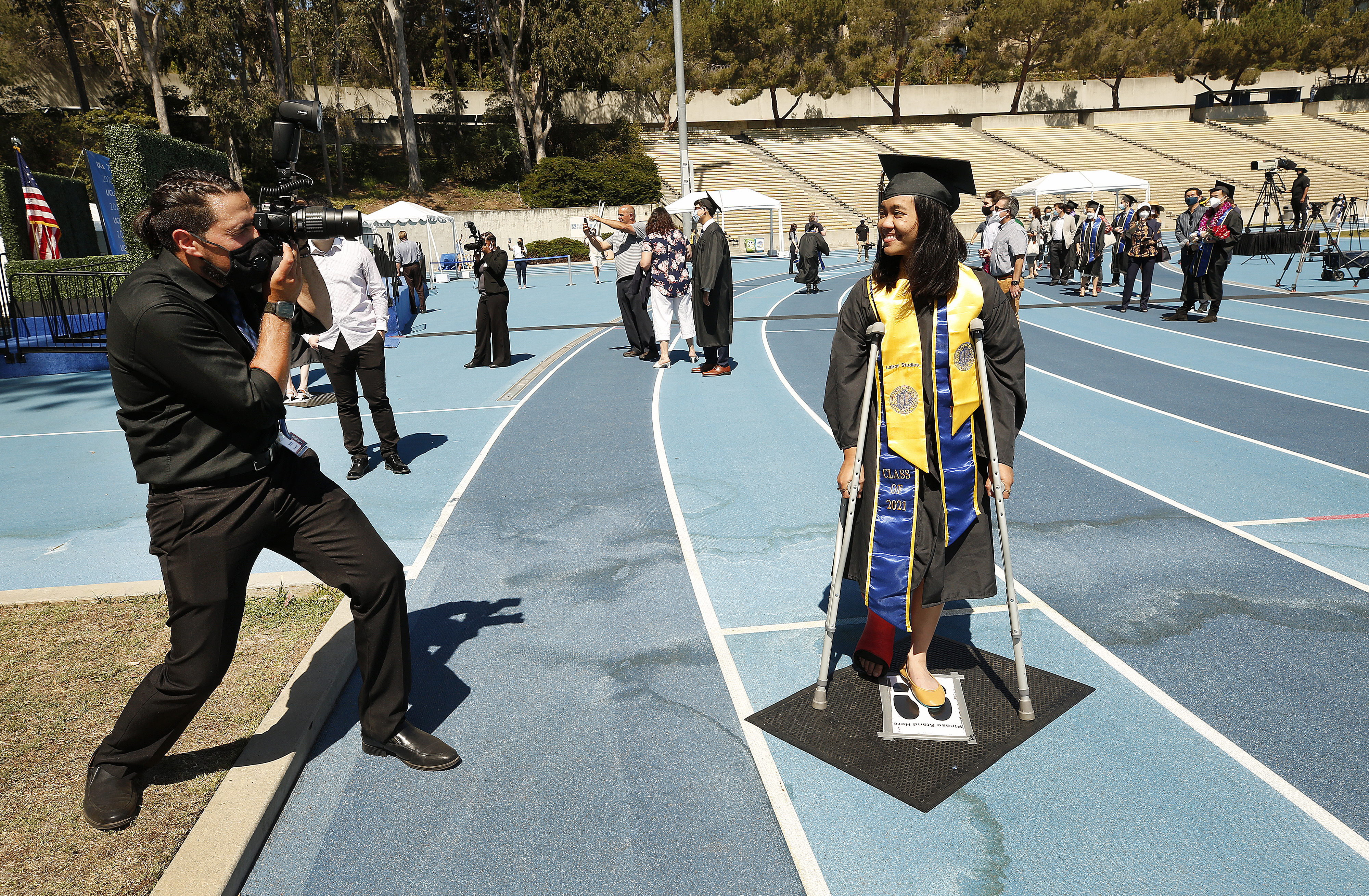 In this COVID-19 year, UCLA students return for graduation - Vimarsana News