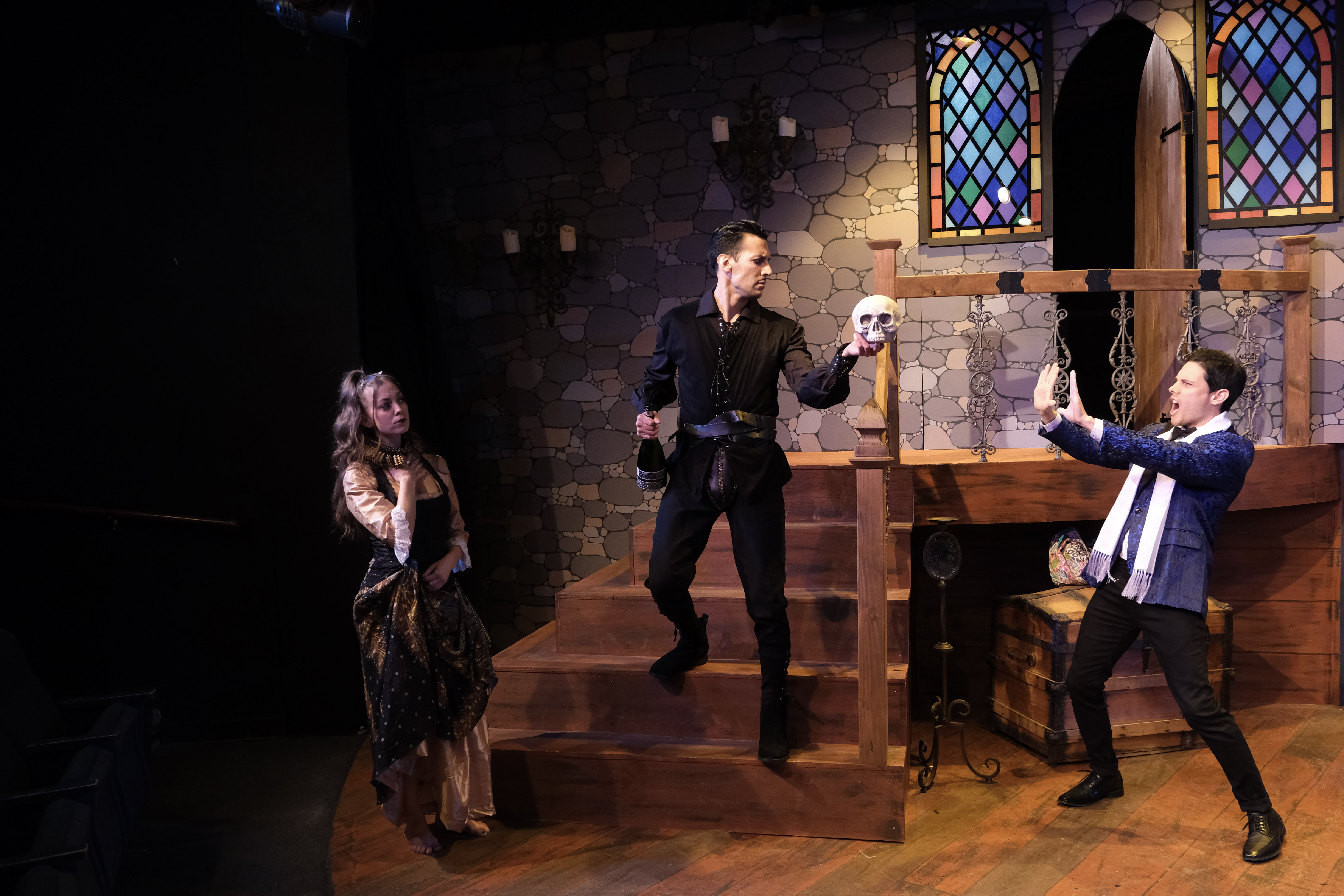 Review: Scripps Ranch Theatre's 'I Hate Hamlet' is exuberant, if a bit uneven - Vimarsana News