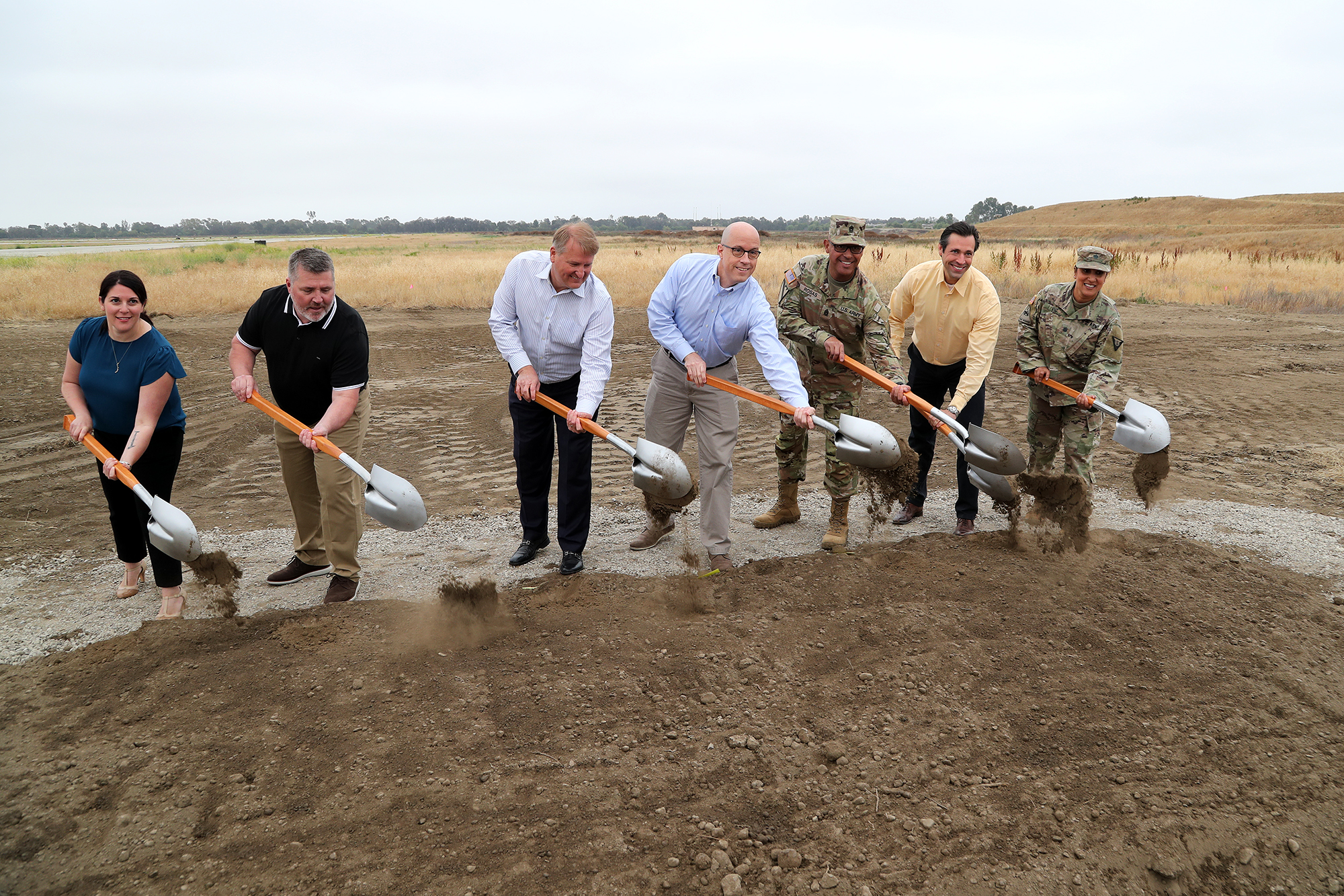 National Guard breaks ground on Los Alamitos solar microgram, doubling down on environmental sustainability - Vimarsana News