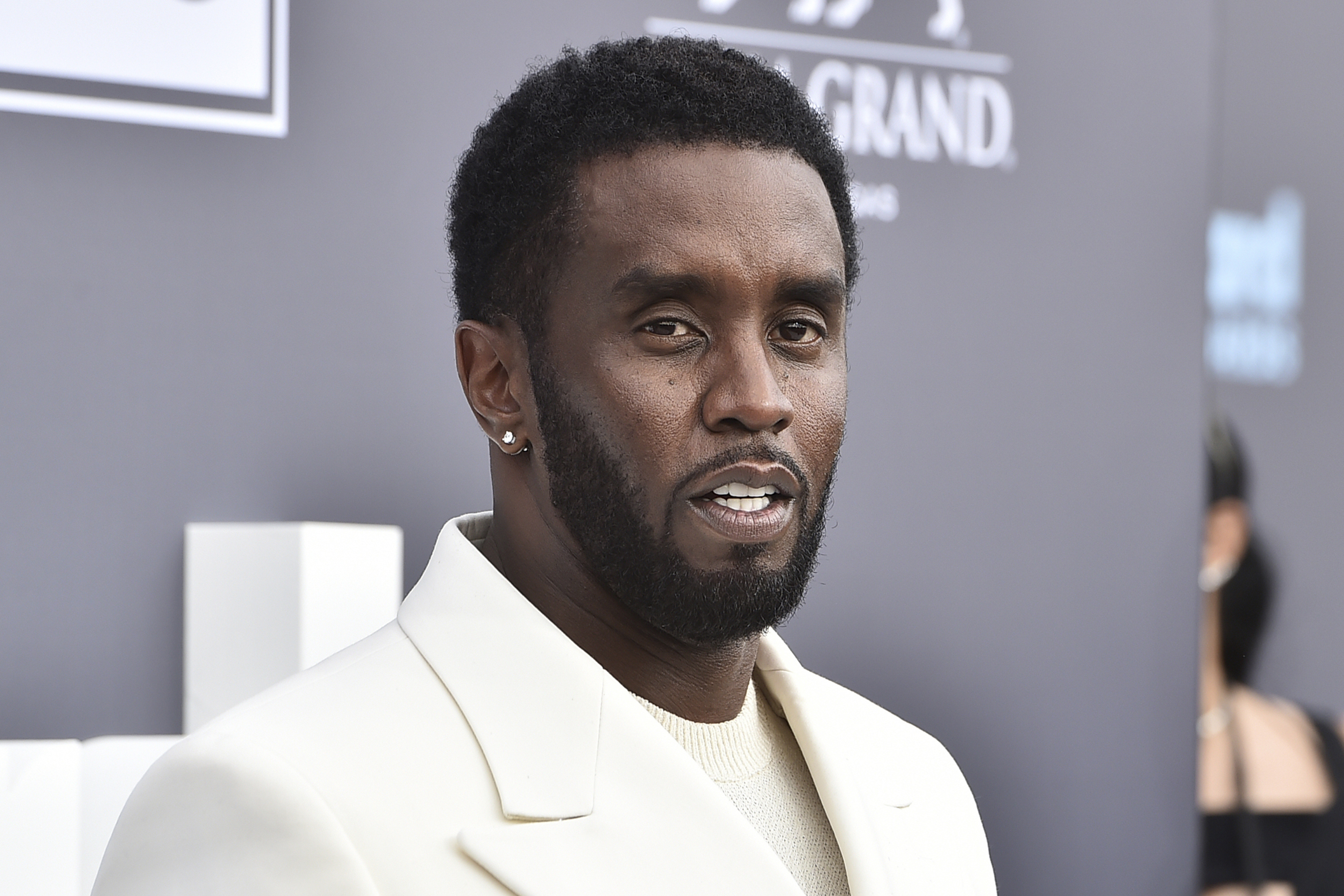 Sean 'Diddy' Combs files to vacate $100-million default settlement to Michigan inmate