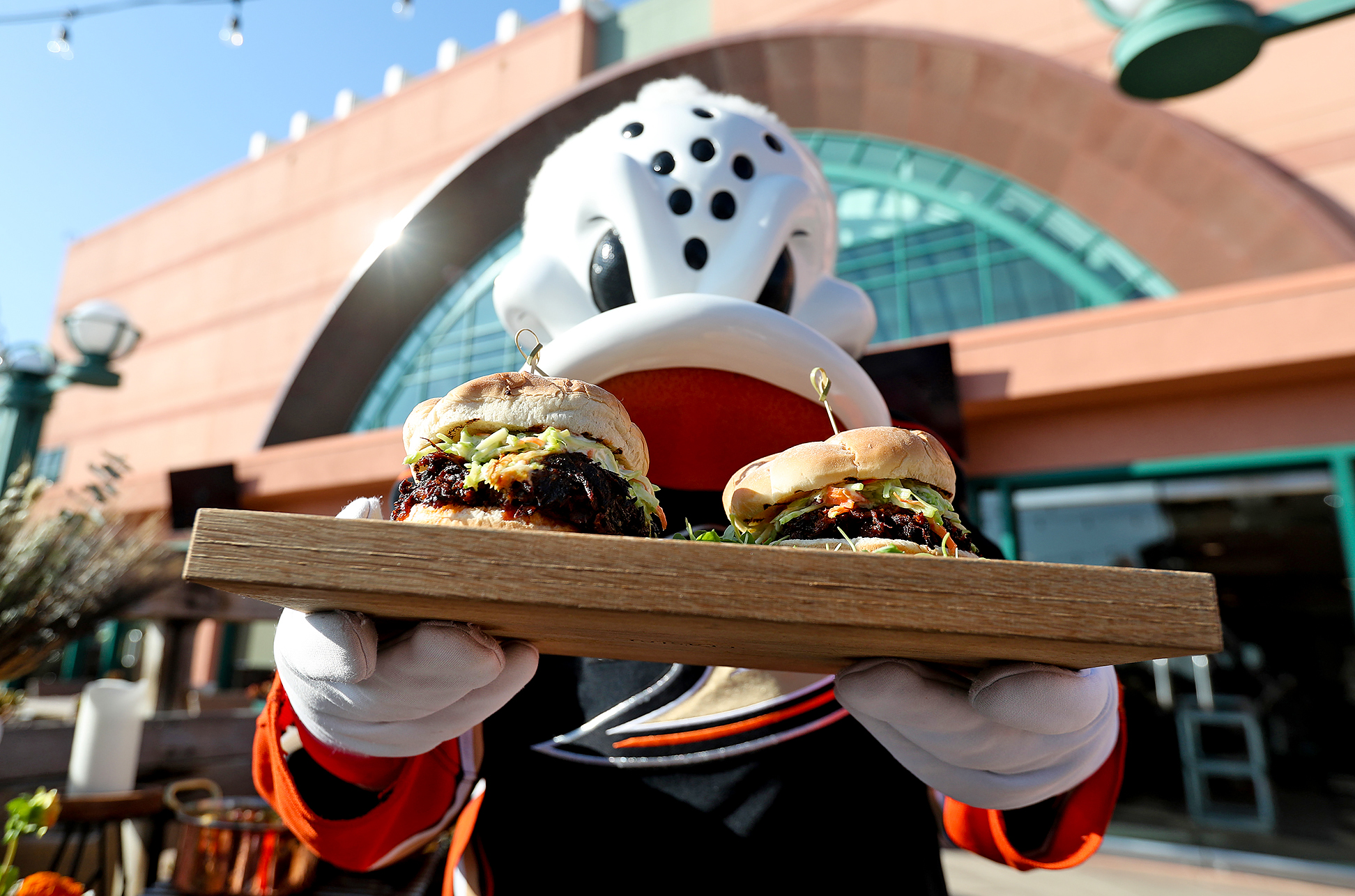 Honda Center offers more than nachos as the culinary team revamps the menu - Vimarsana News