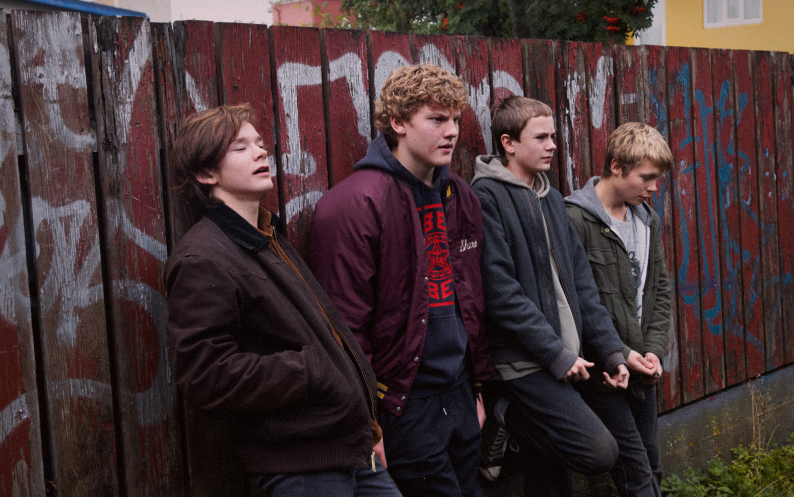 Review: 'Beautiful Beings' balances the brutality and tenderness of teen adolescence - Vimarsana News